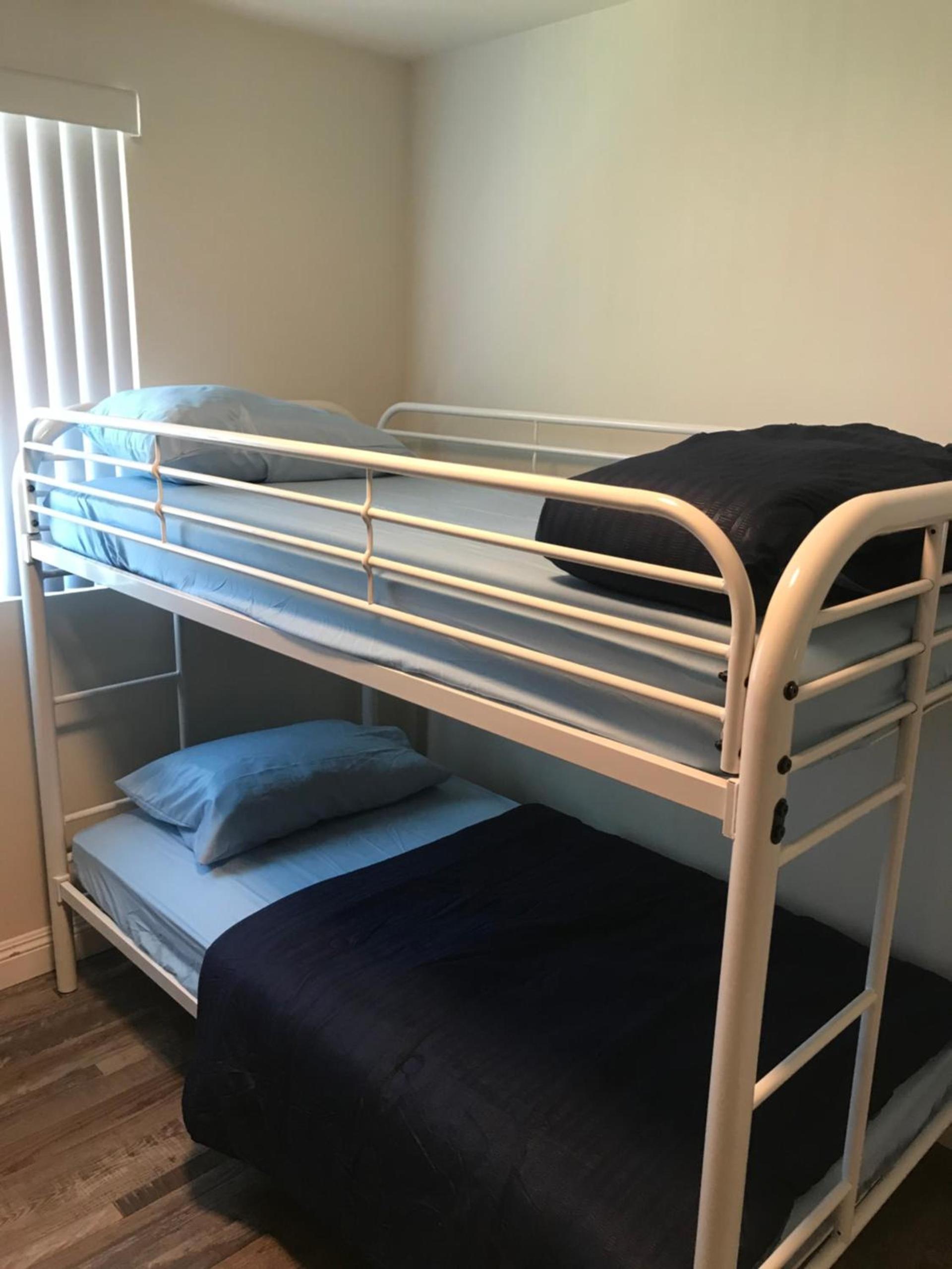 A1 LA City Hostel photo 2