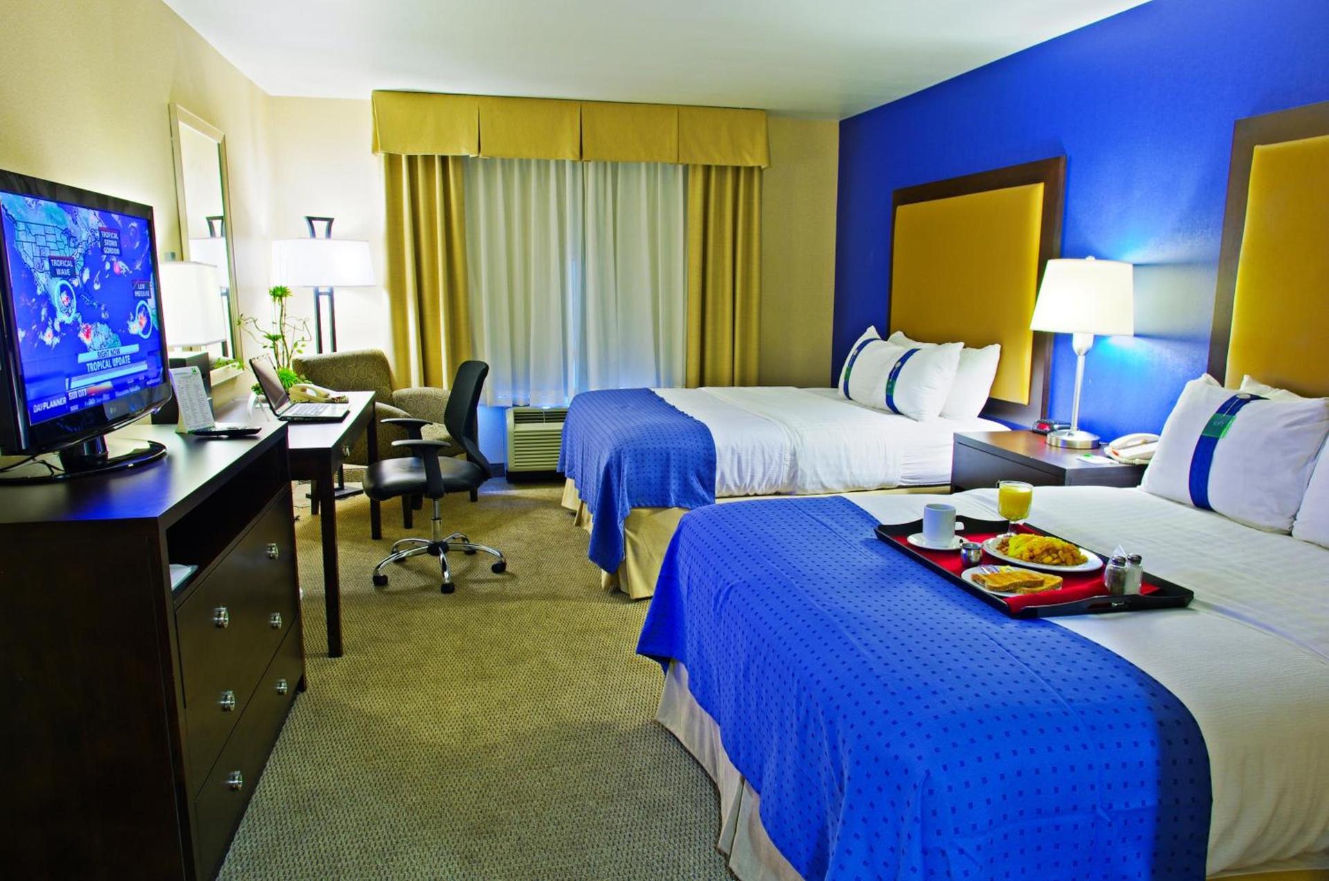 Holiday Inn & Suites Phoenix Airport by IHG photo 26