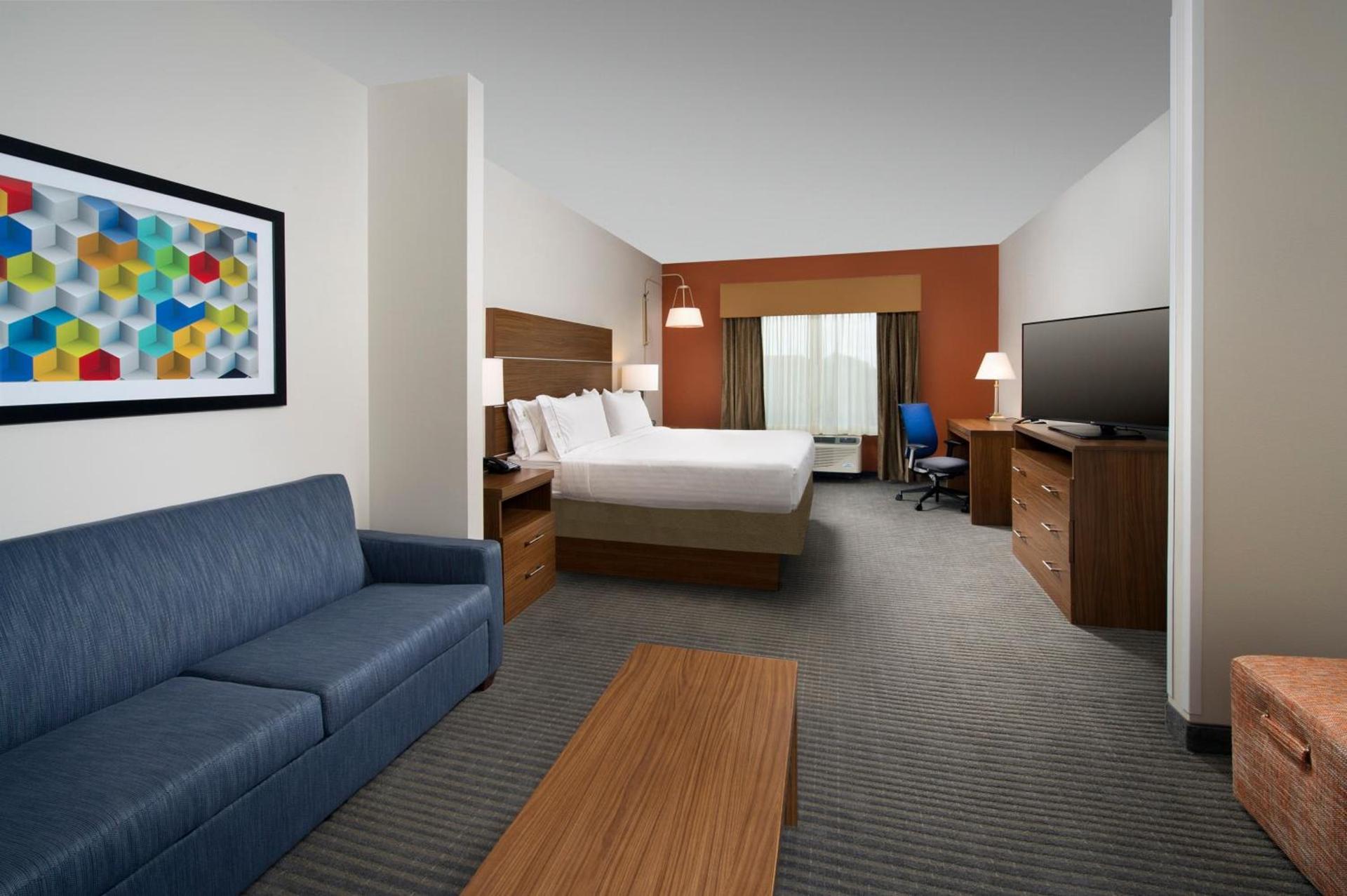Holiday Inn Express & Suites Bay City by IHG photo 31