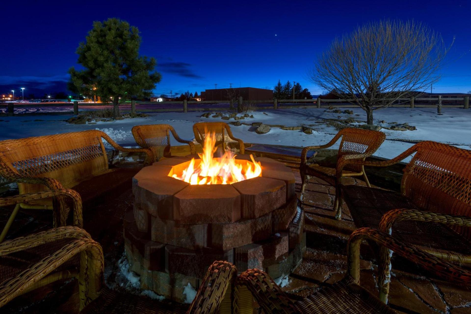 Holiday Inn Express Hotel & Suites Raton by IHG photo 11