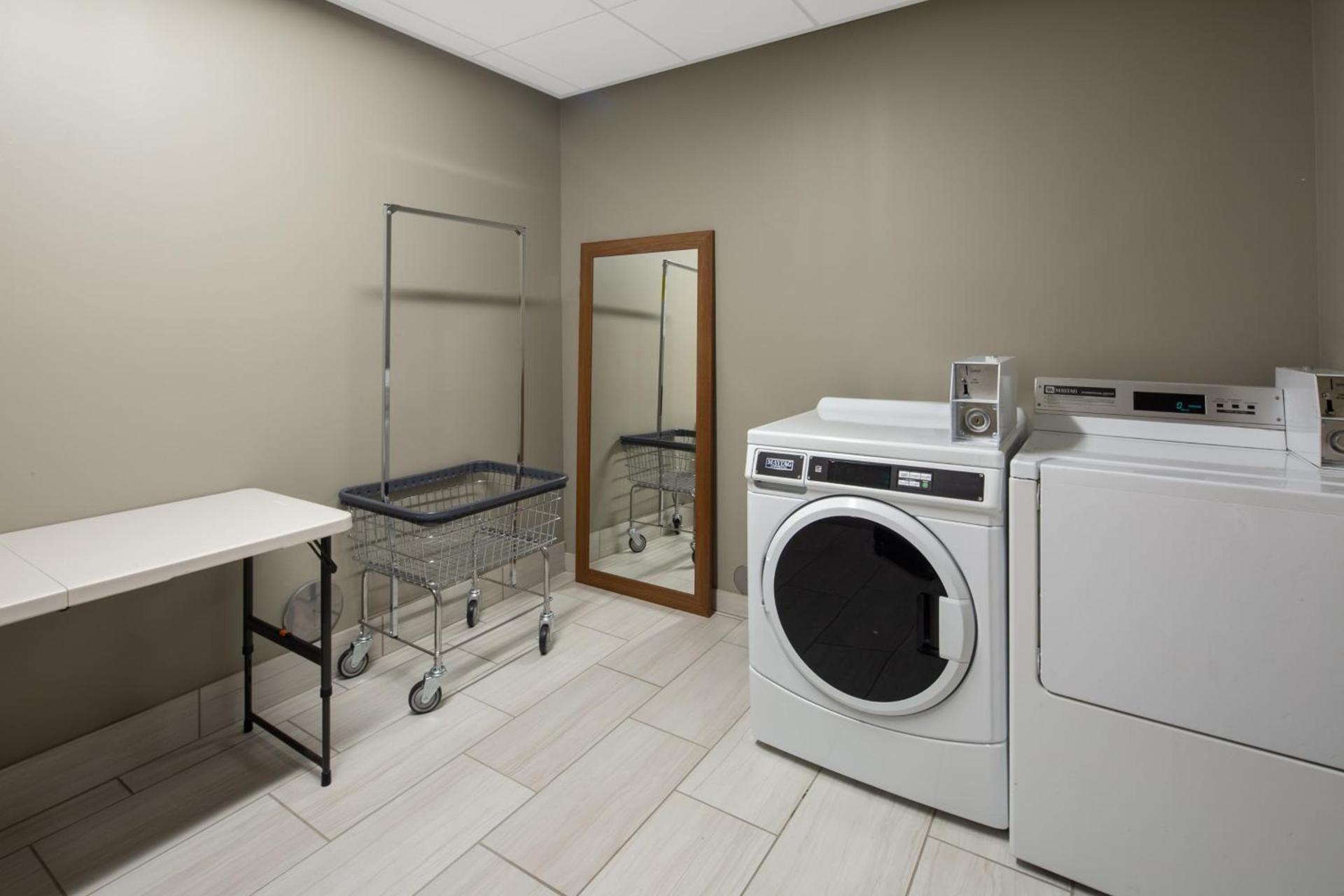 Holiday Inn Express & Suites Chico by IHG photo 38