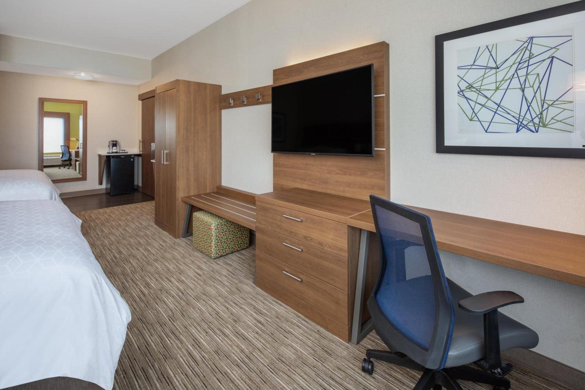 Holiday Inn Express & Suites Chico by IHG photo 55