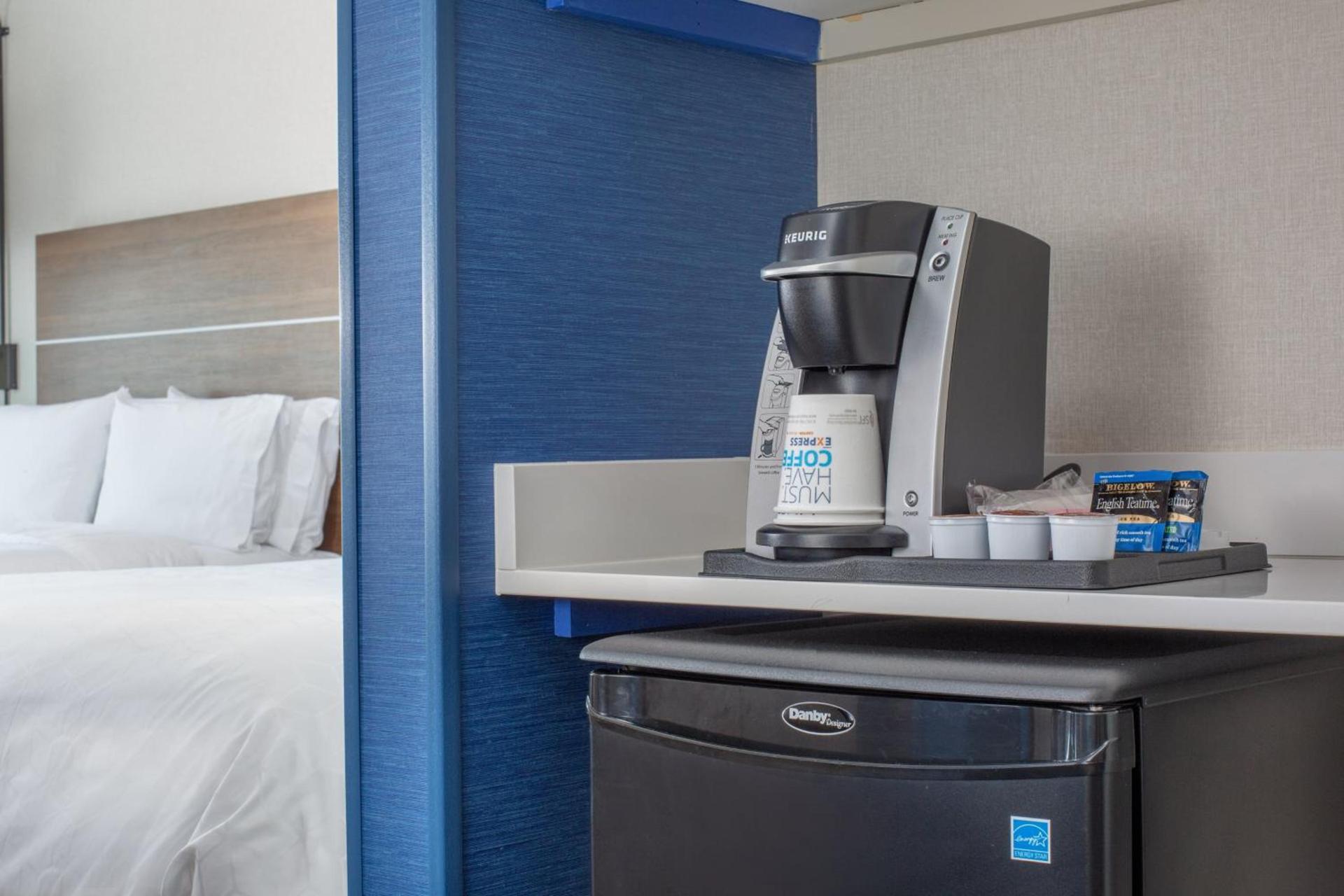 Holiday Inn Express & Suites Chico by IHG photo 13