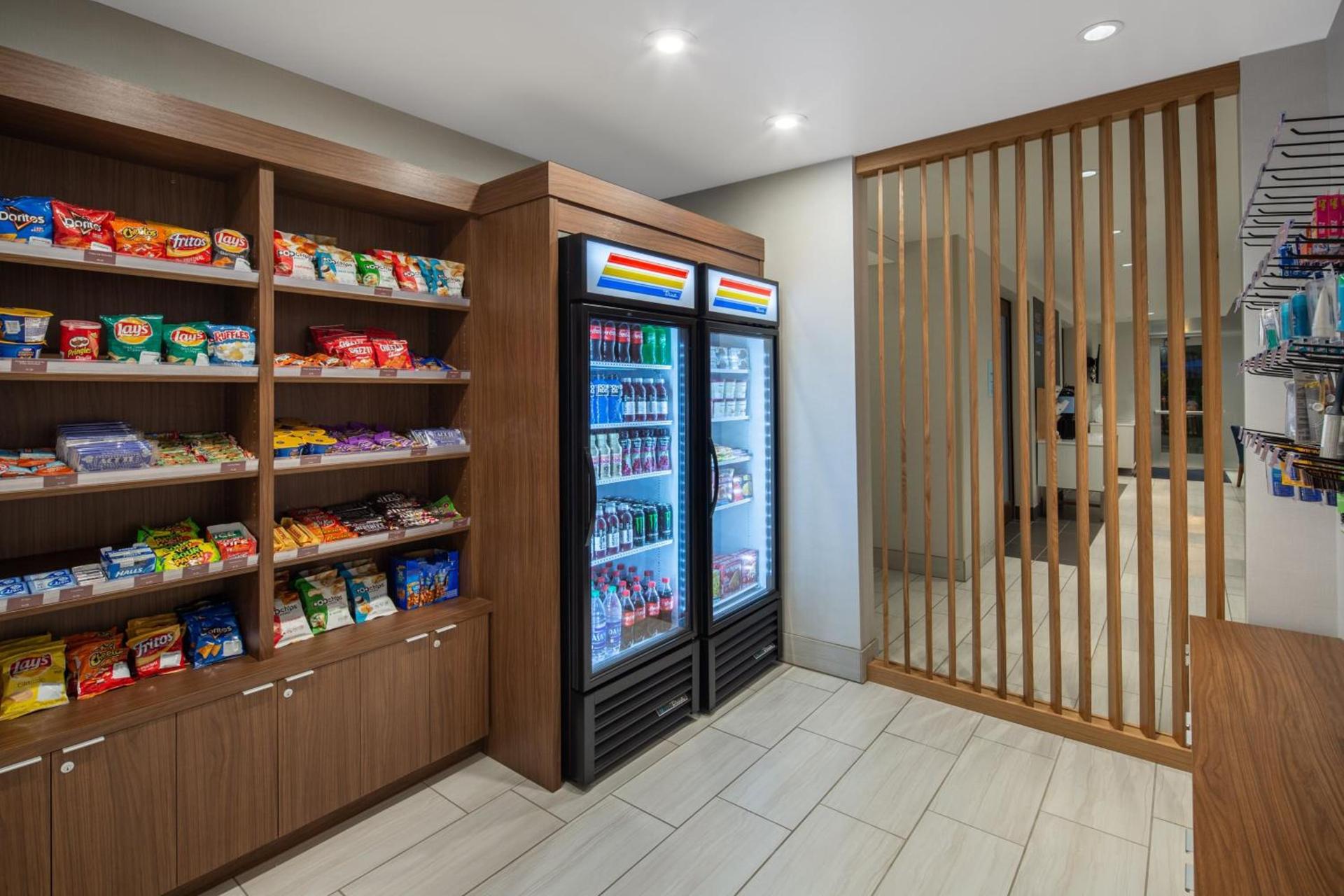 Holiday Inn Express & Suites Chico by IHG photo 33