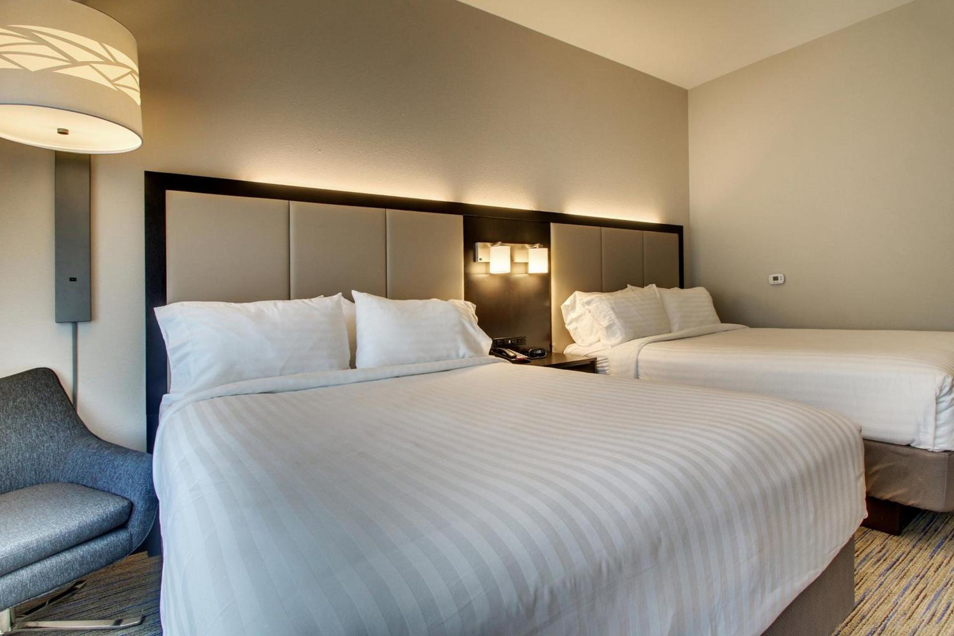 Holiday Inn Express & Suites - Summerville by IHG photo 53