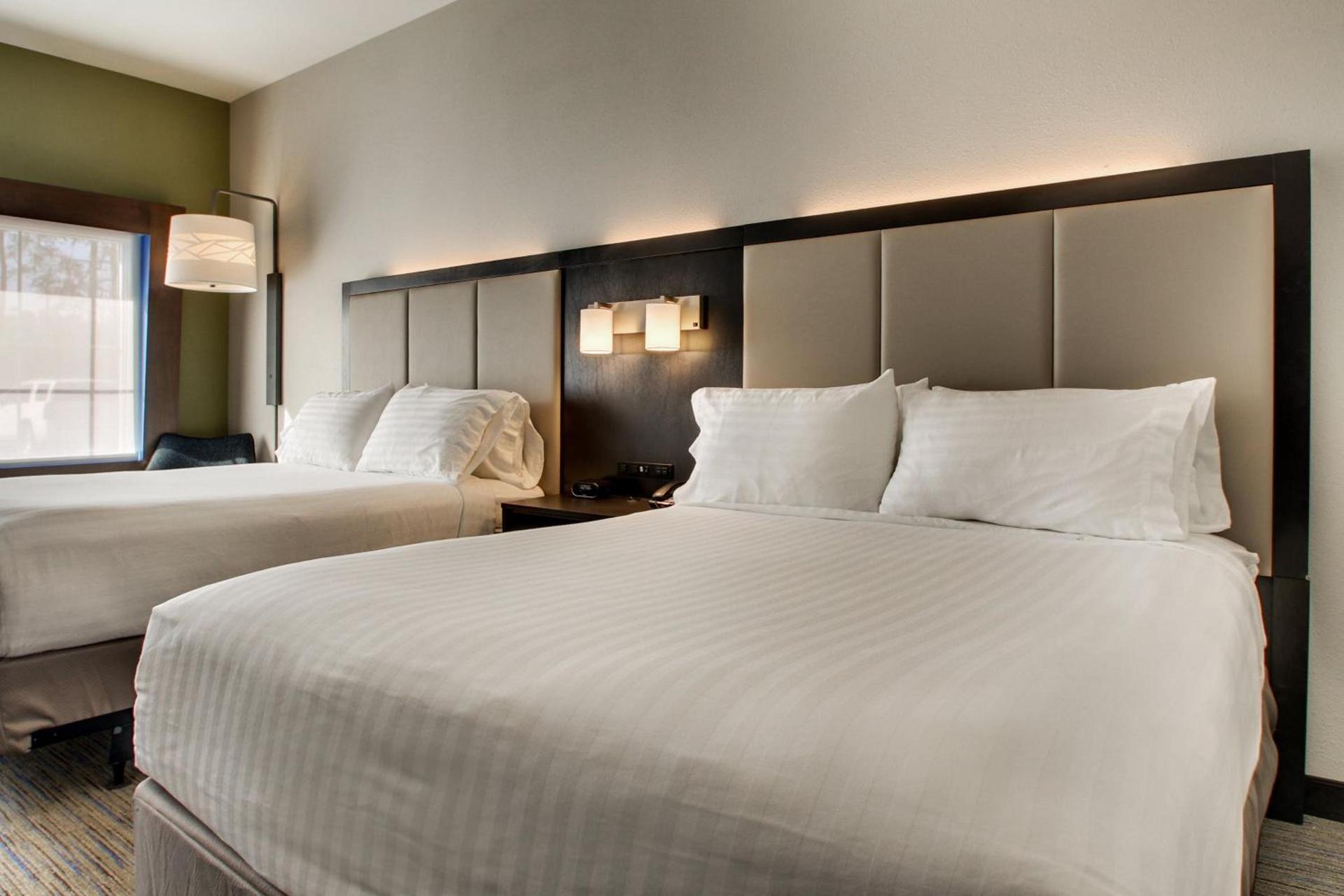 Holiday Inn Express & Suites - Summerville by IHG photo 52