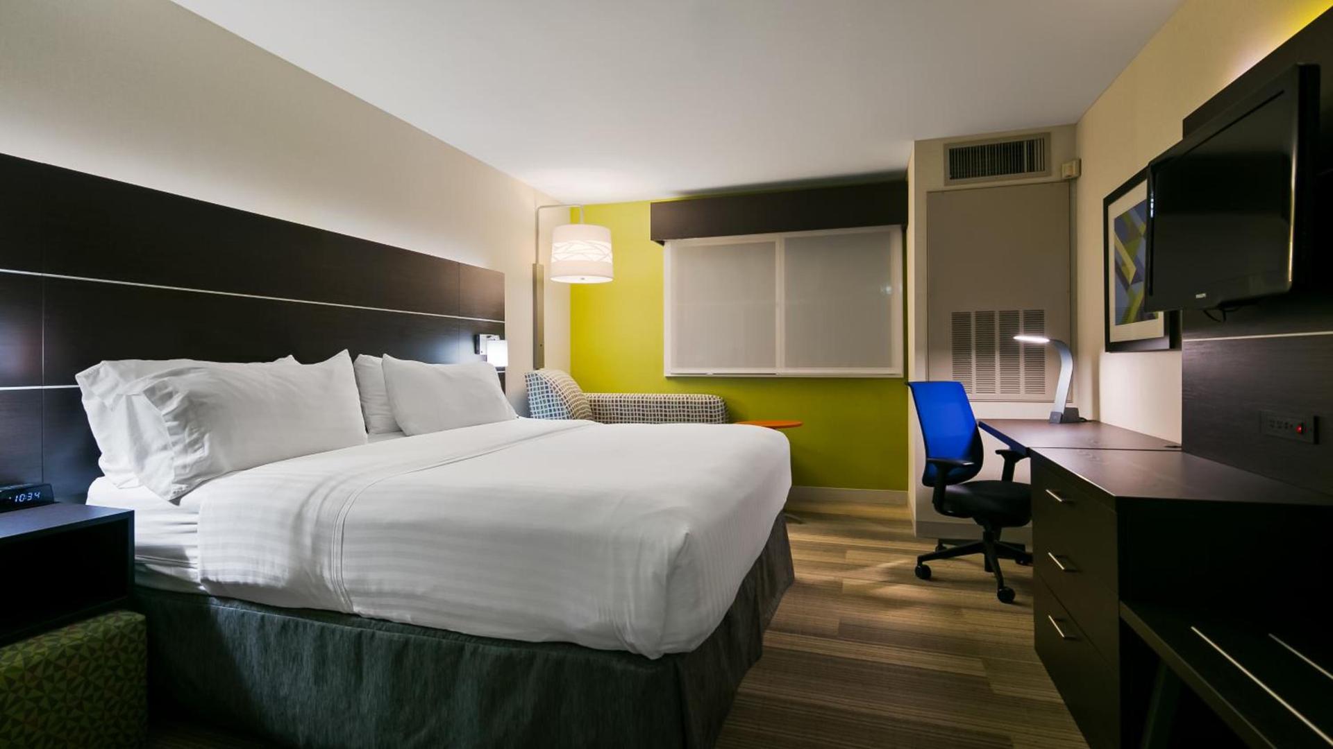 Holiday Inn Express Hotel & Suites Everett by IHG photo 50