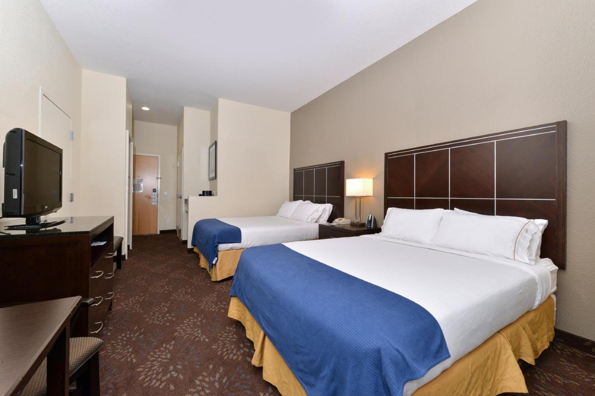 Hampton Inn & Suites Cathedral City photo 35