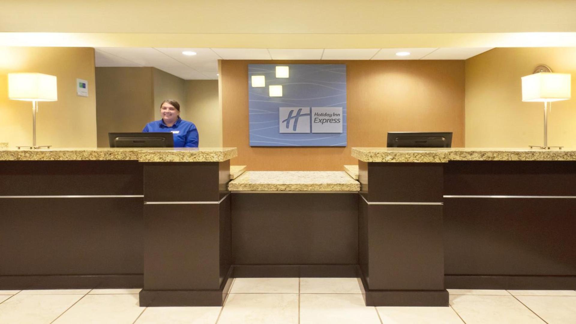 Holiday Inn Express Hotel & Suites Colby by IHG photo 7