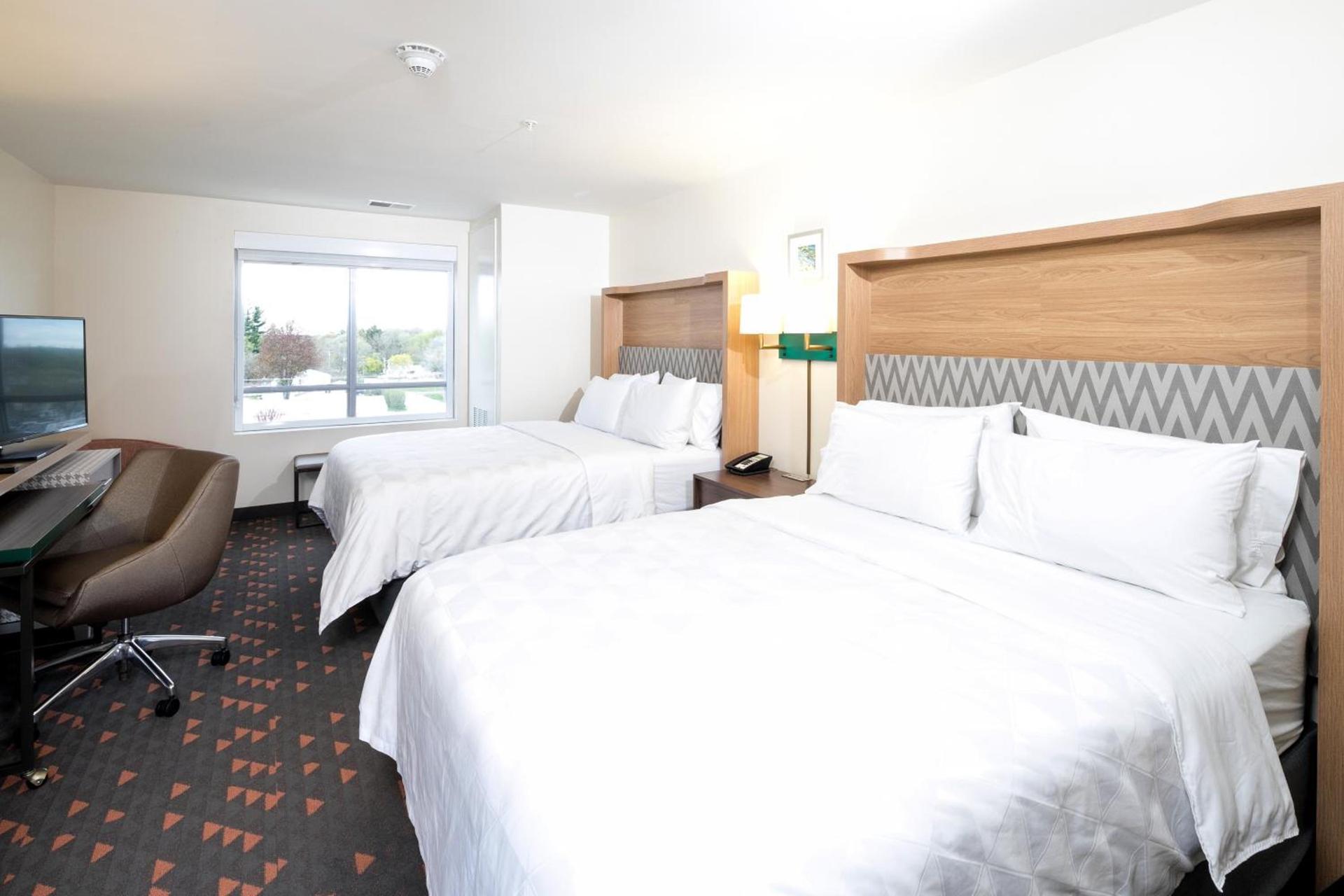 Holiday Inn Hotel & Suites - Mount Pleasant by IHG photo 42