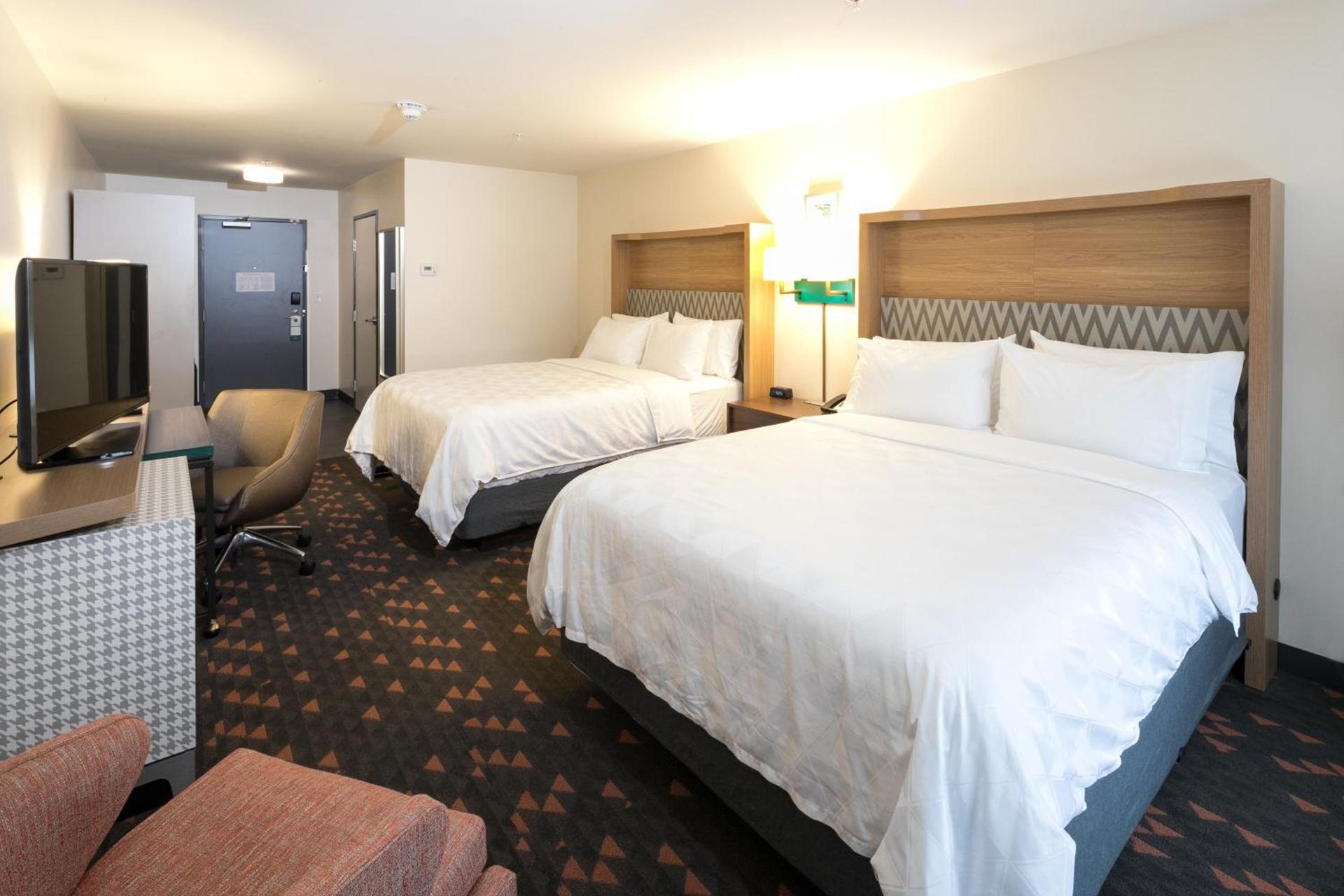 Holiday Inn Hotel & Suites - Mount Pleasant by IHG photo 63