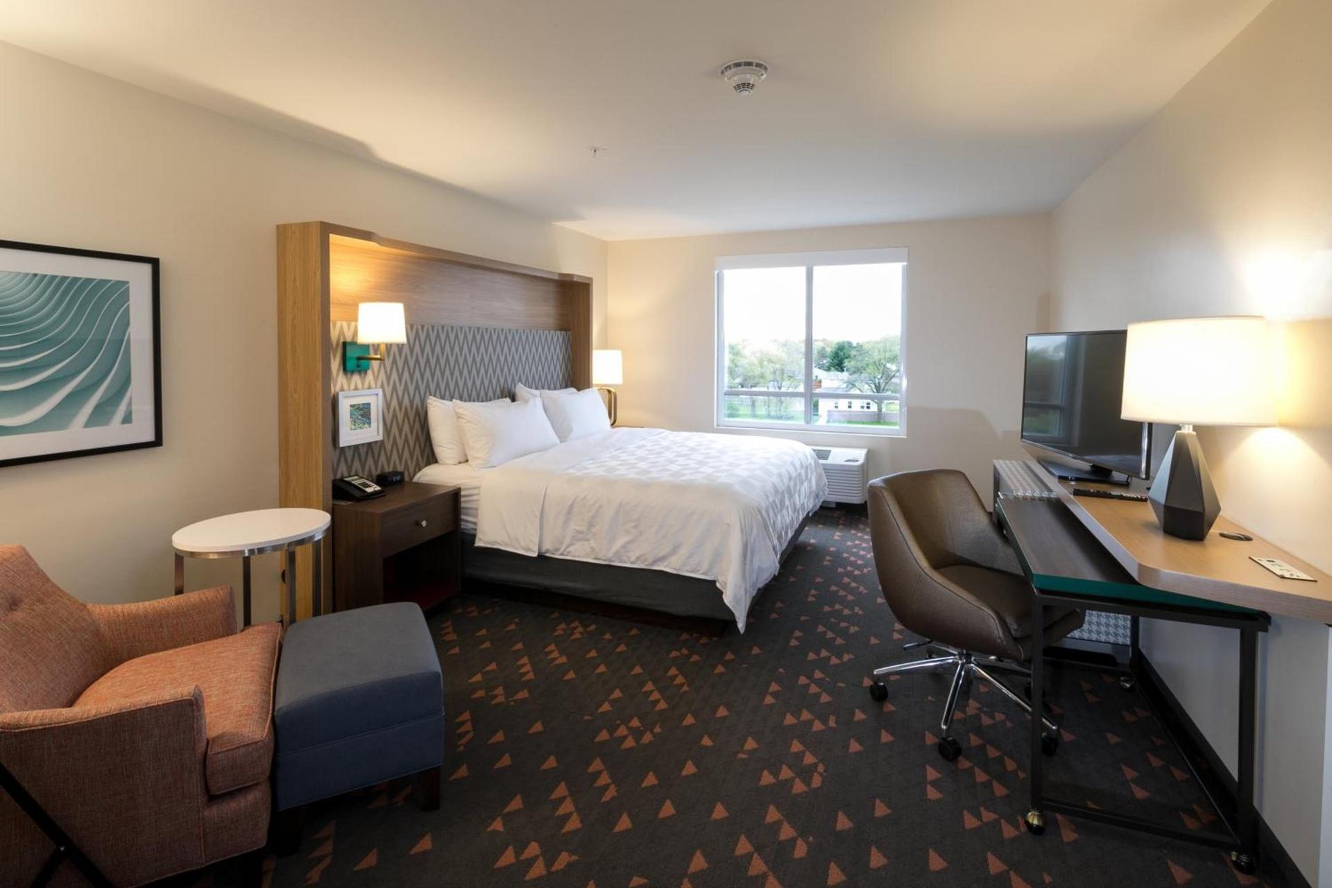 Holiday Inn Hotel & Suites - Mount Pleasant by IHG photo 59