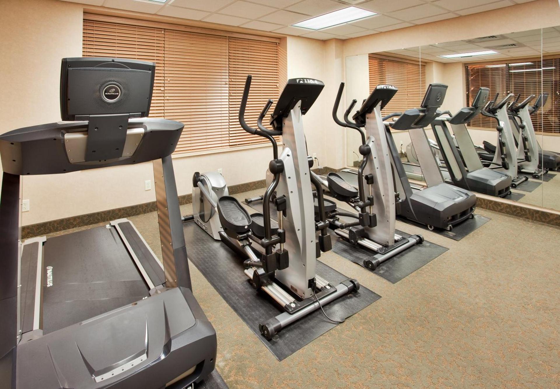 Holiday Inn Express Hotel & Suites Cape Girardeau I-55 by IHG photo 15