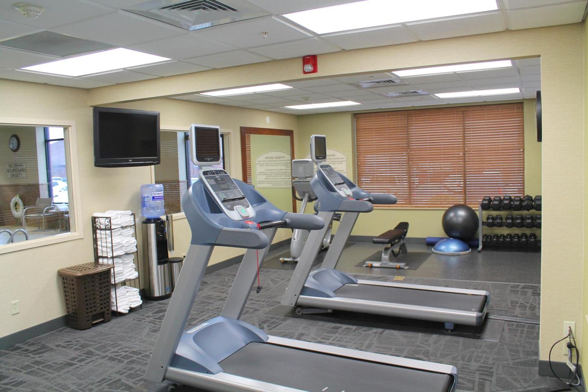 Holiday Inn Express Hotel & Suites Cape Girardeau I-55 by IHG photo 8