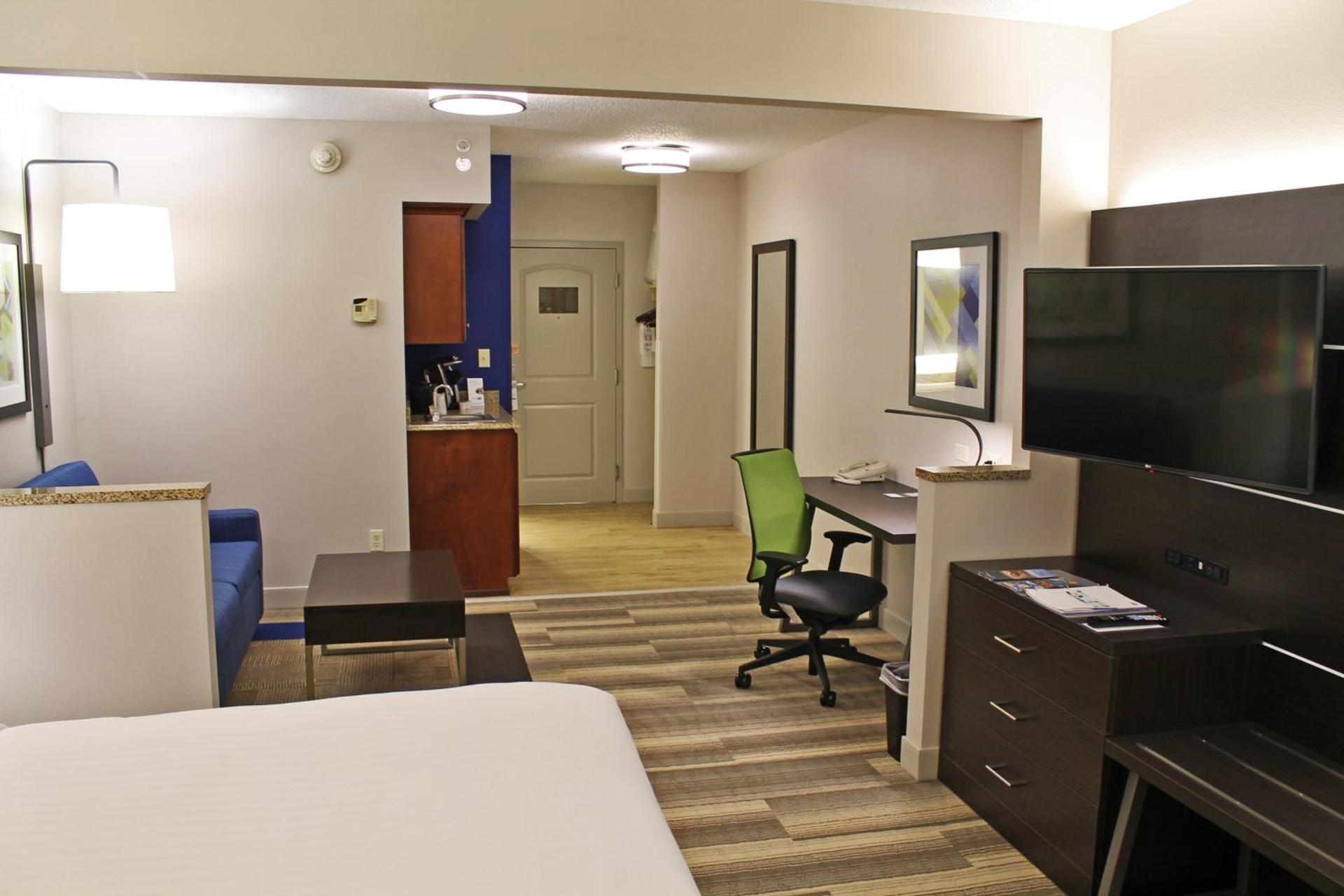 Holiday Inn Express Hotel & Suites Cape Girardeau I-55 by IHG photo 29