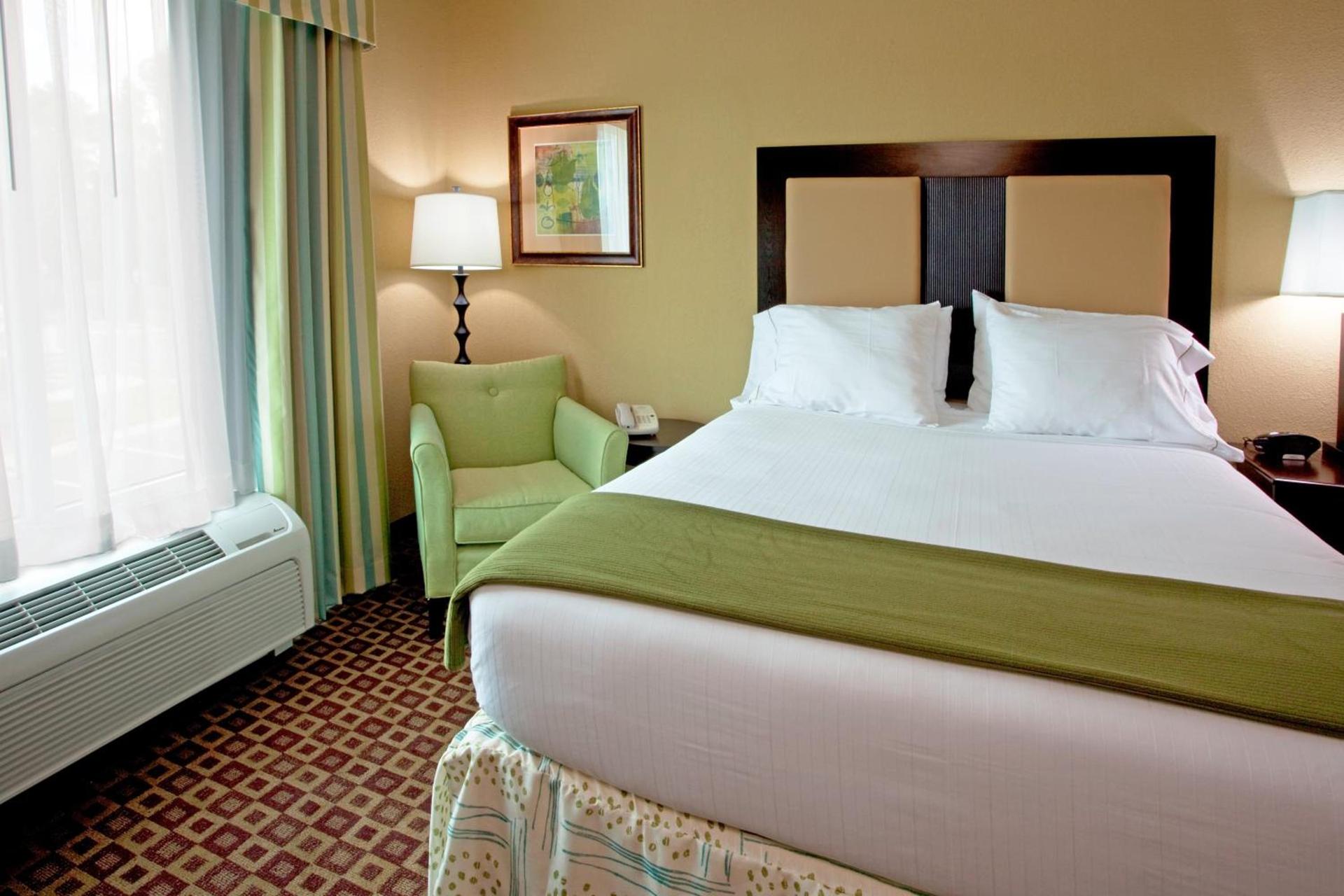 Holiday Inn Express Hotel & Suites Chaffee - Jacksonville West by IHG photo 23