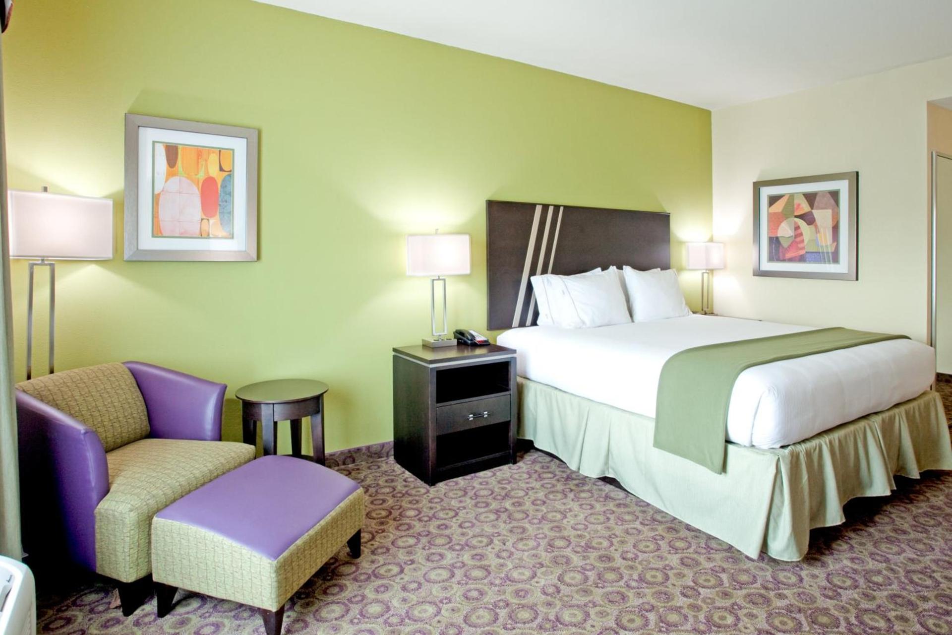 Holiday Inn Express Hotel & Suites Clemson - University Area by IHG photo 36