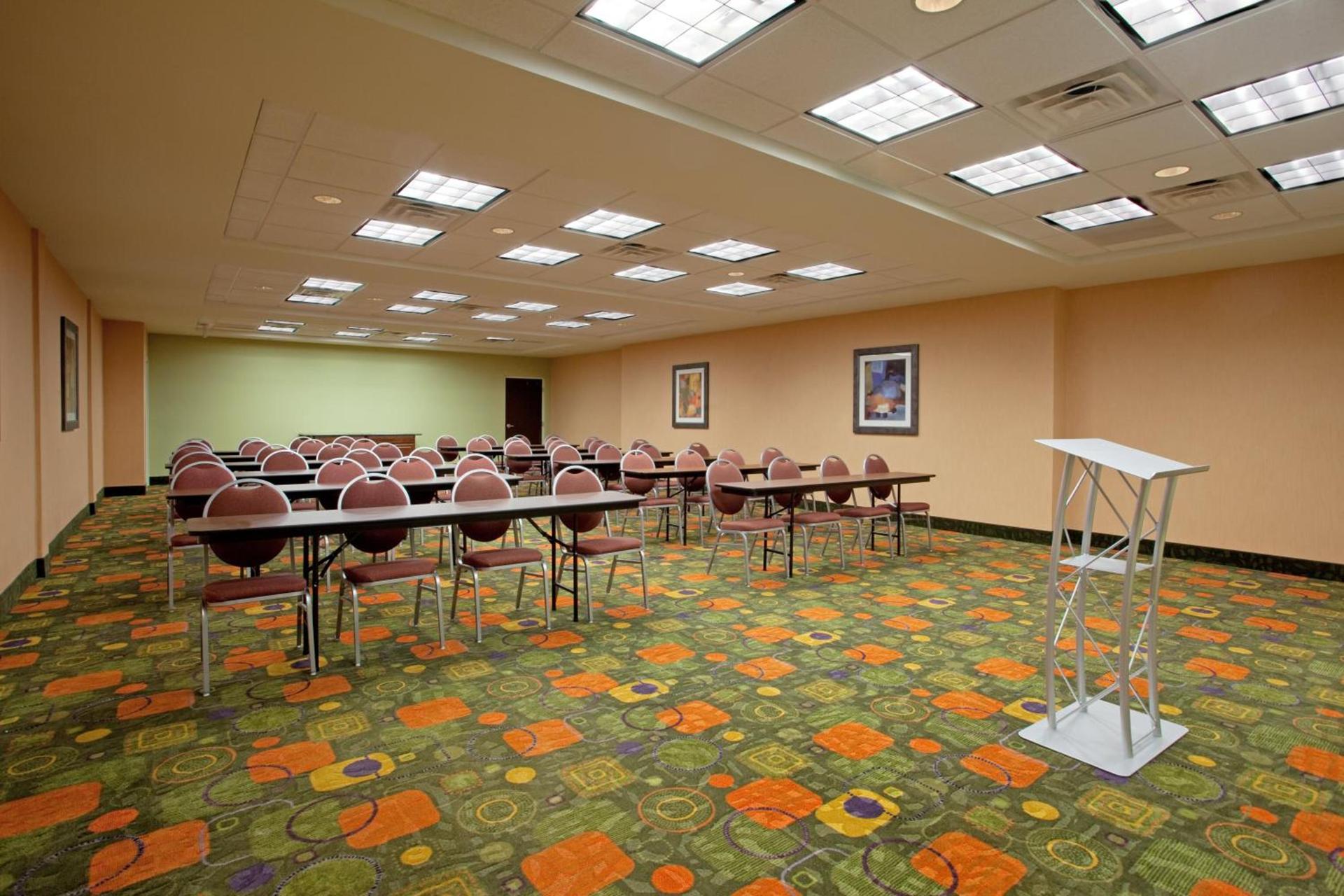 Holiday Inn Express Hotel & Suites Clemson - University Area by IHG photo 30