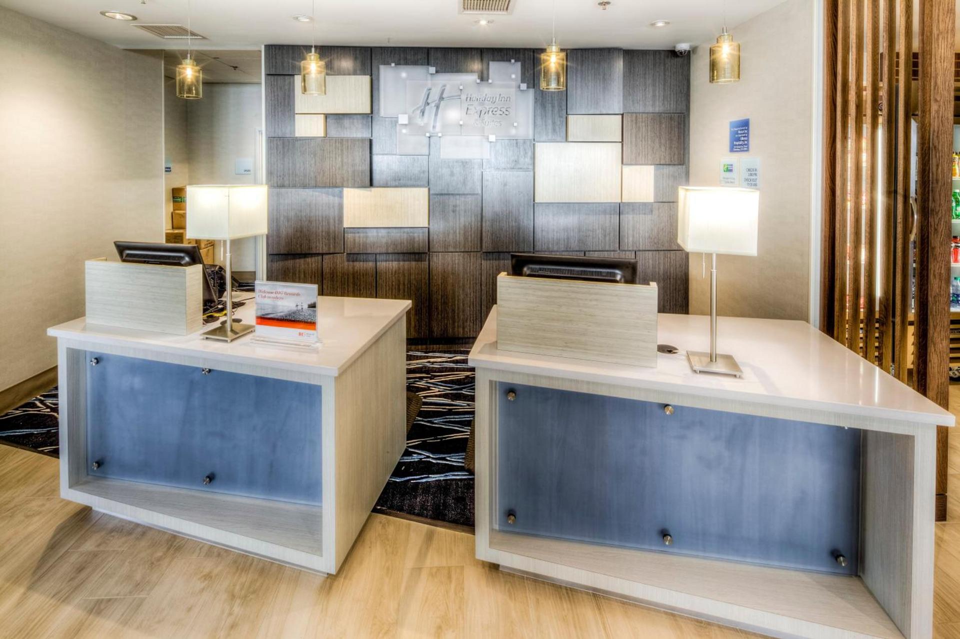 Holiday Inn Express & Suites Cleveland/Westlake by IHG photo 6