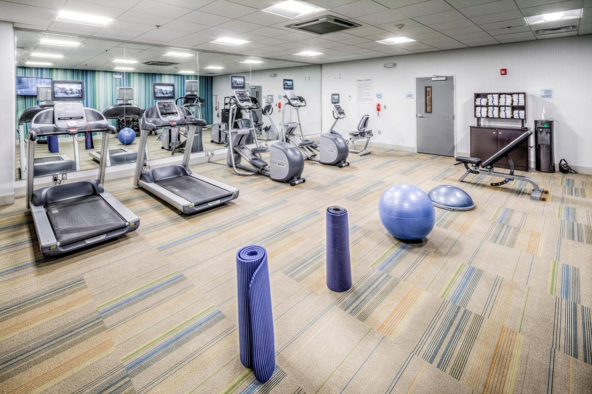 Holiday Inn Express & Suites Cleveland/Westlake by IHG photo 15