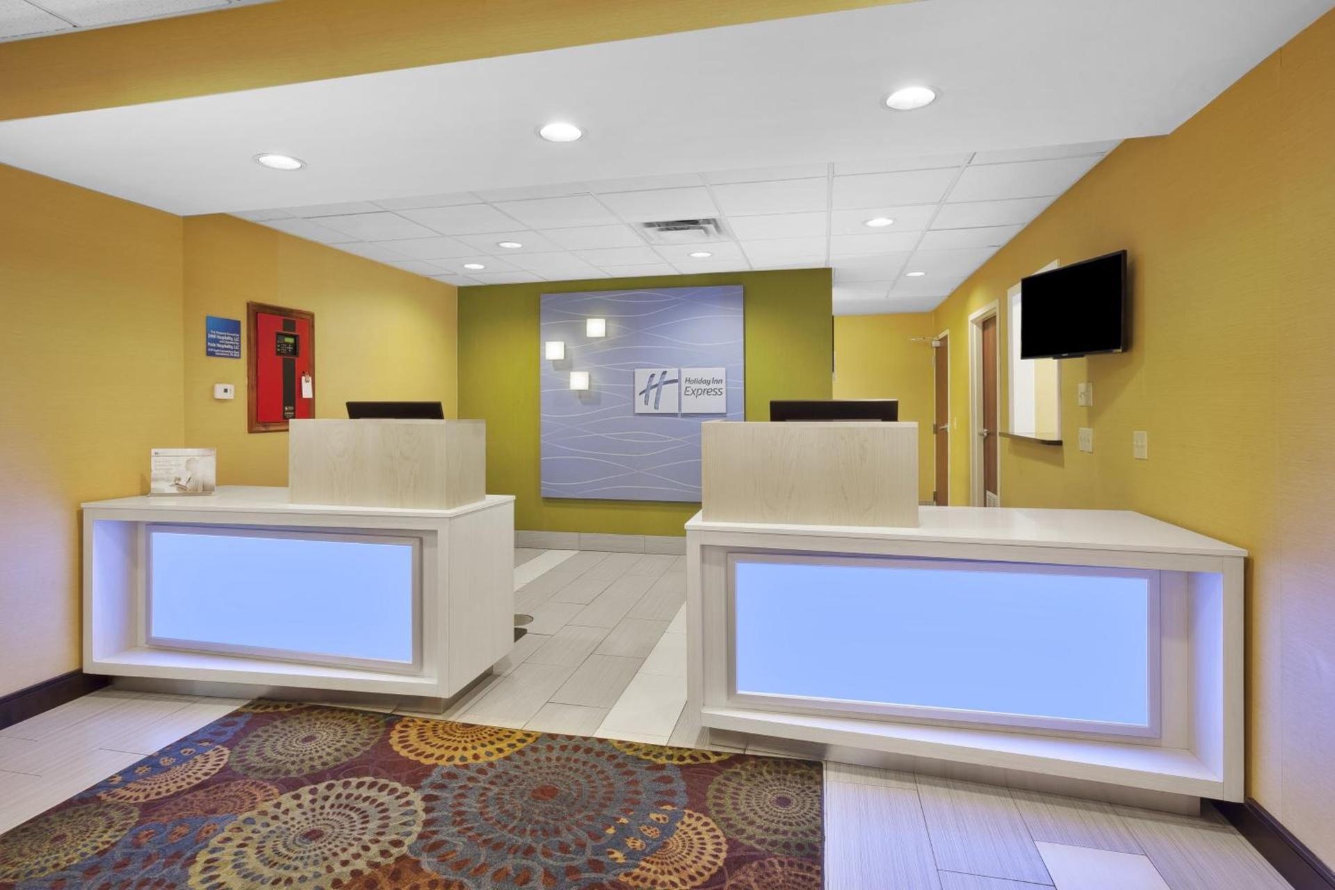 Holiday Inn Express Hotel & Suites Circleville by IHG photo 24