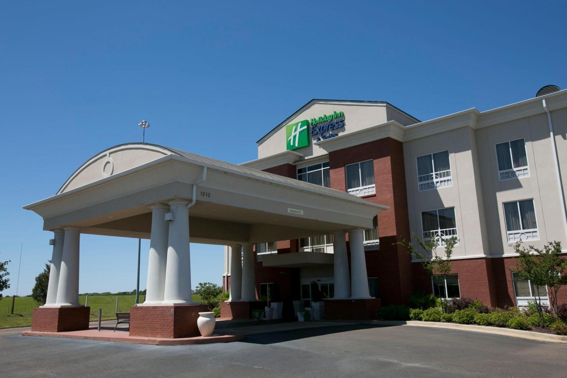 Holiday Inn Express & Suites Brookhaven by IHG — hotel in Brookhaven