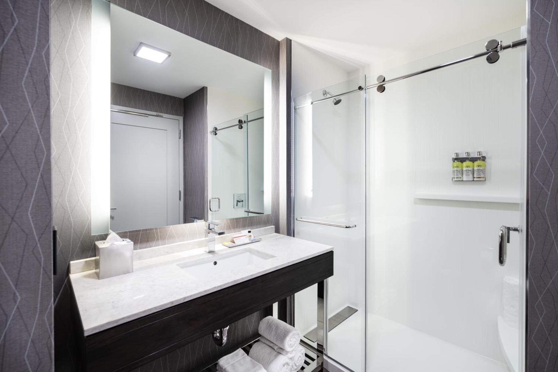 Staybridge Suites - Quincy by IHG photo 15