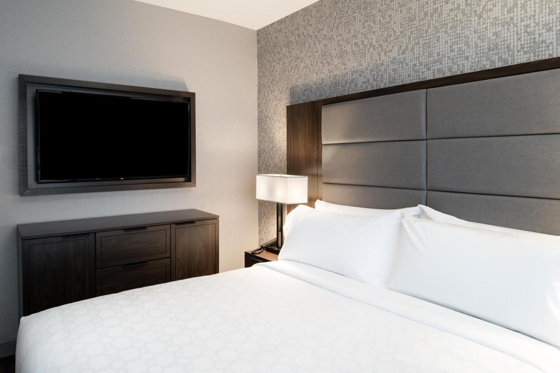 Staybridge Suites - Quincy by IHG photo 19