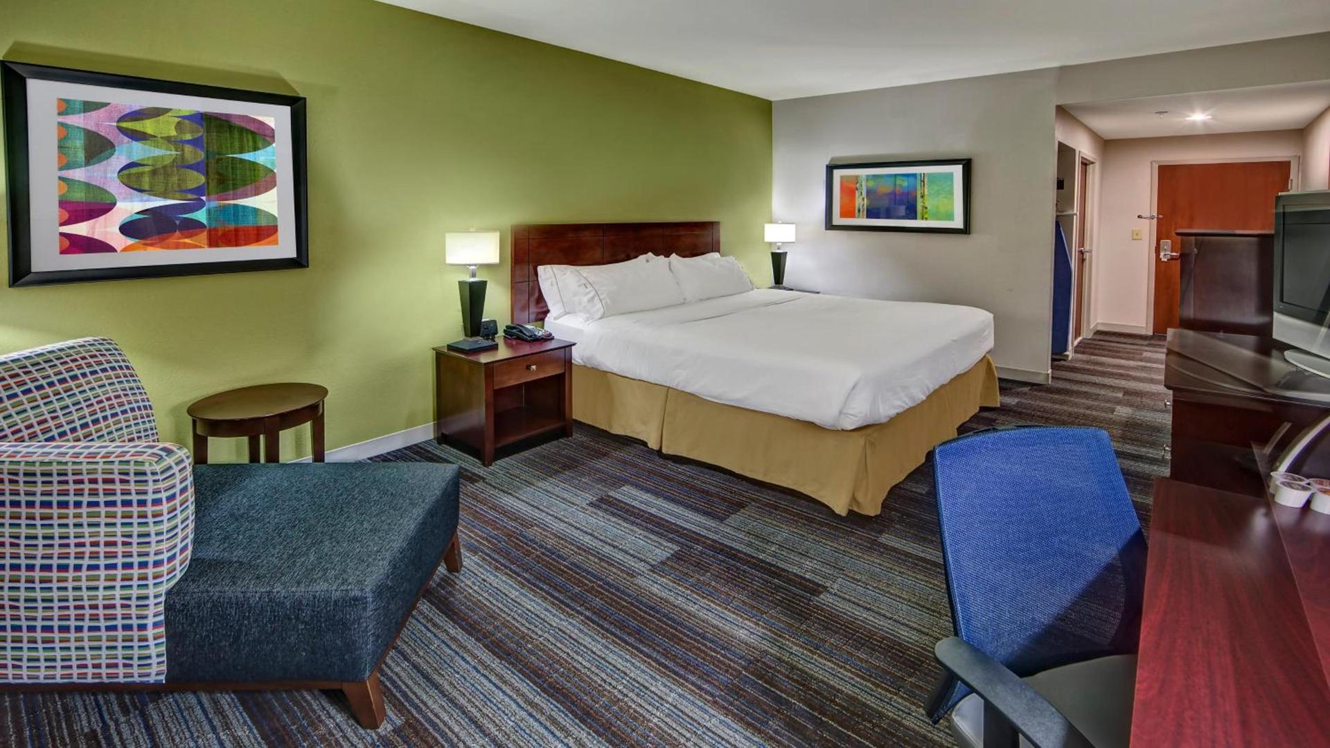 Holiday Inn Express & Suites Cookeville by IHG photo 36