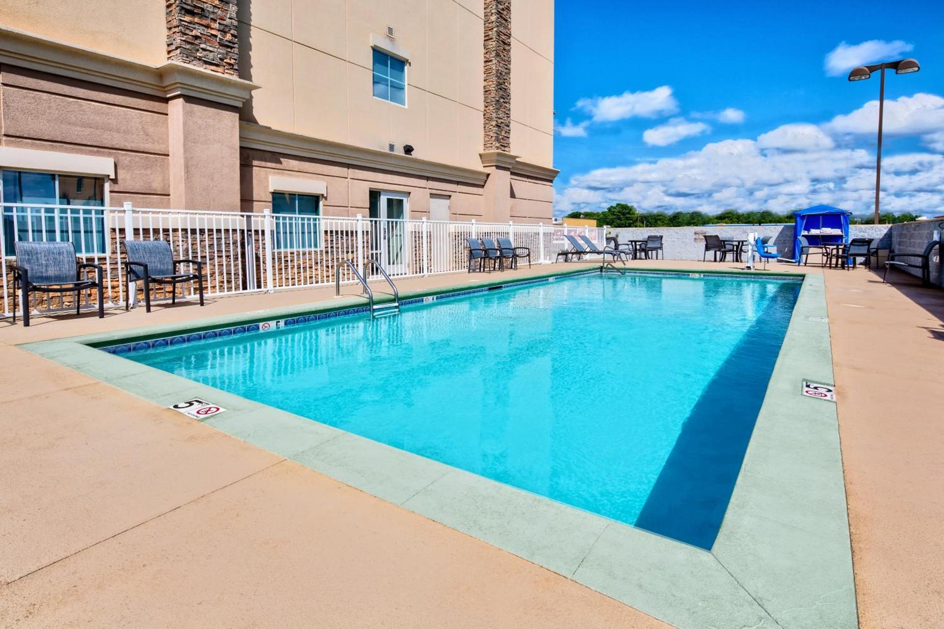 Holiday Inn Express & Suites Cookeville by IHG photo 14
