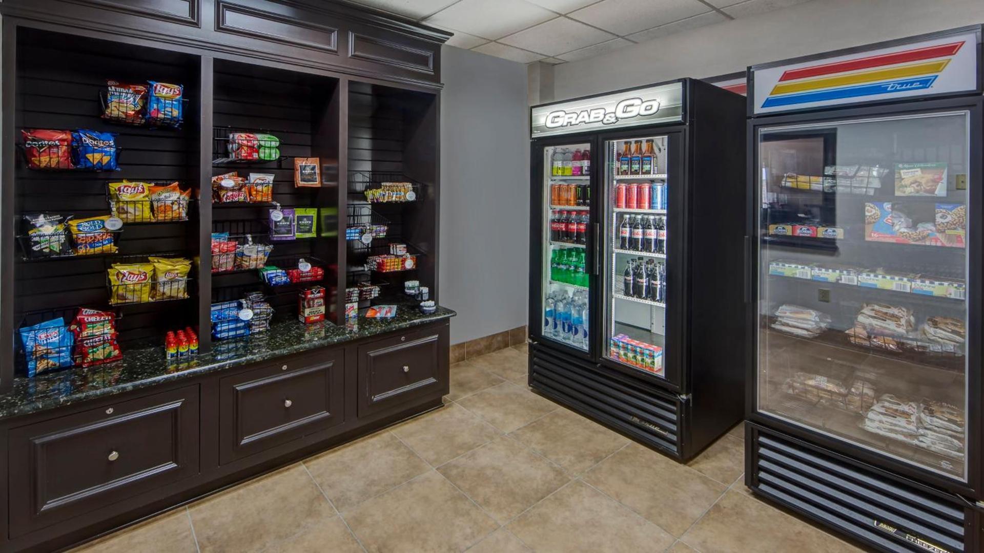 Holiday Inn Express & Suites Cookeville by IHG photo 6