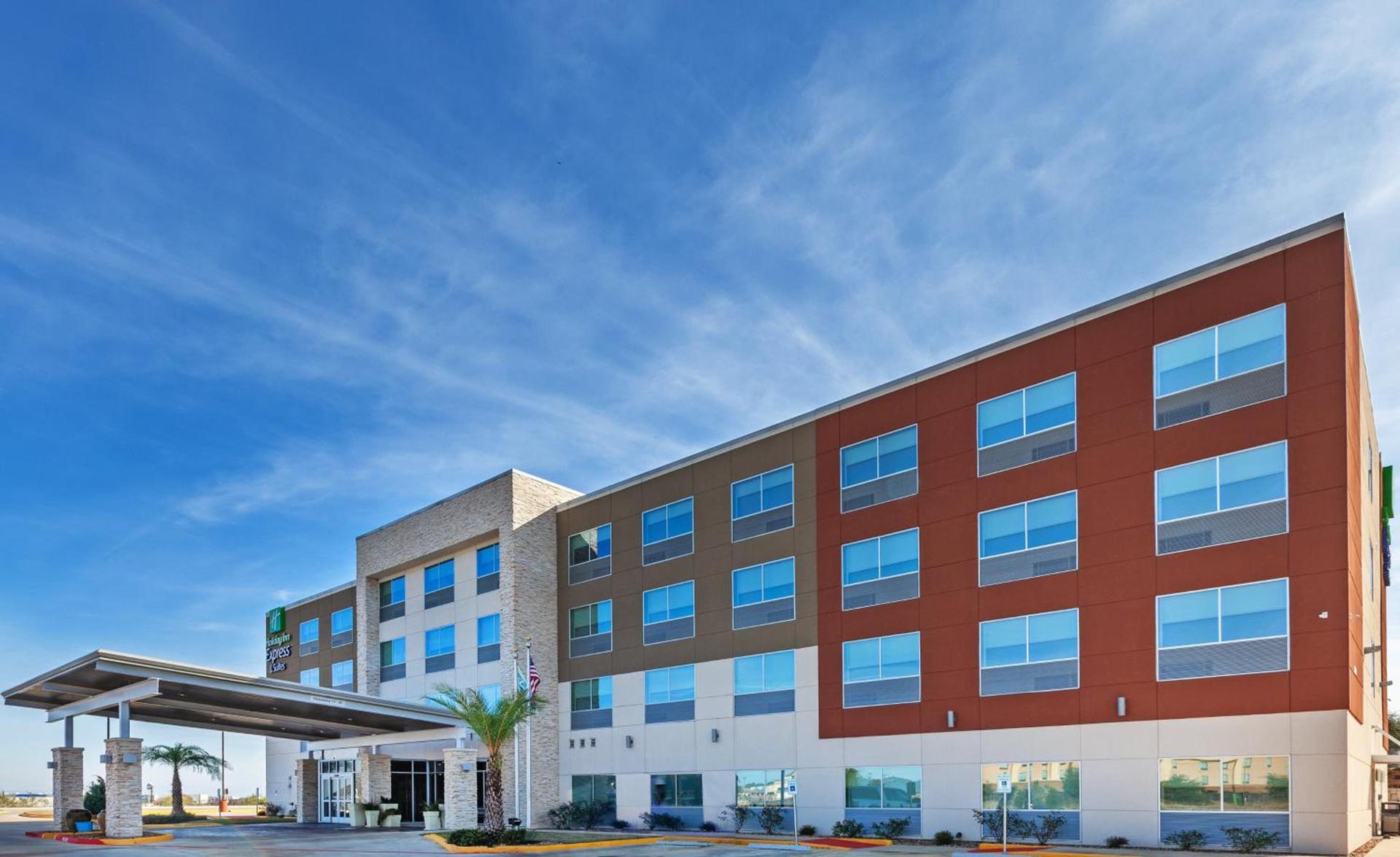 Holiday Inn Express & Suites Brenham South by IHG — hotel in Brenham