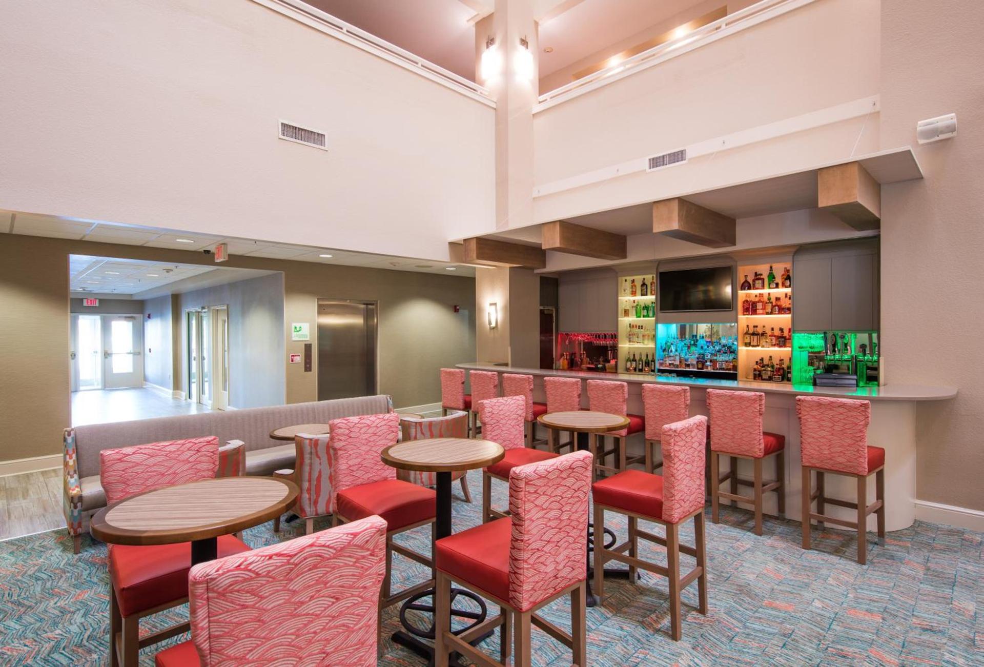 Holiday Inn & Suites Lake City by IHG photo 10