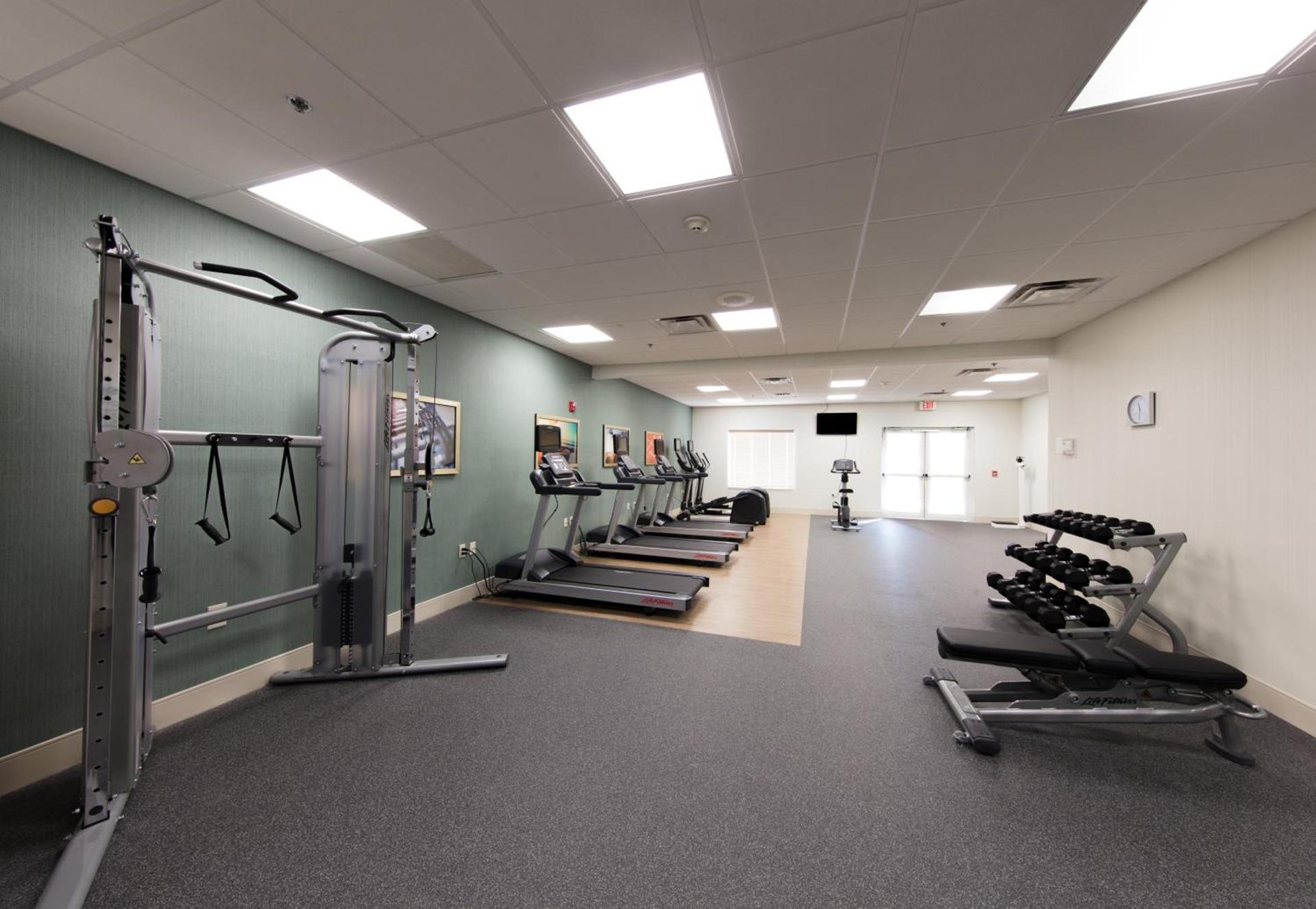 Holiday Inn & Suites Lake City by IHG photo 2