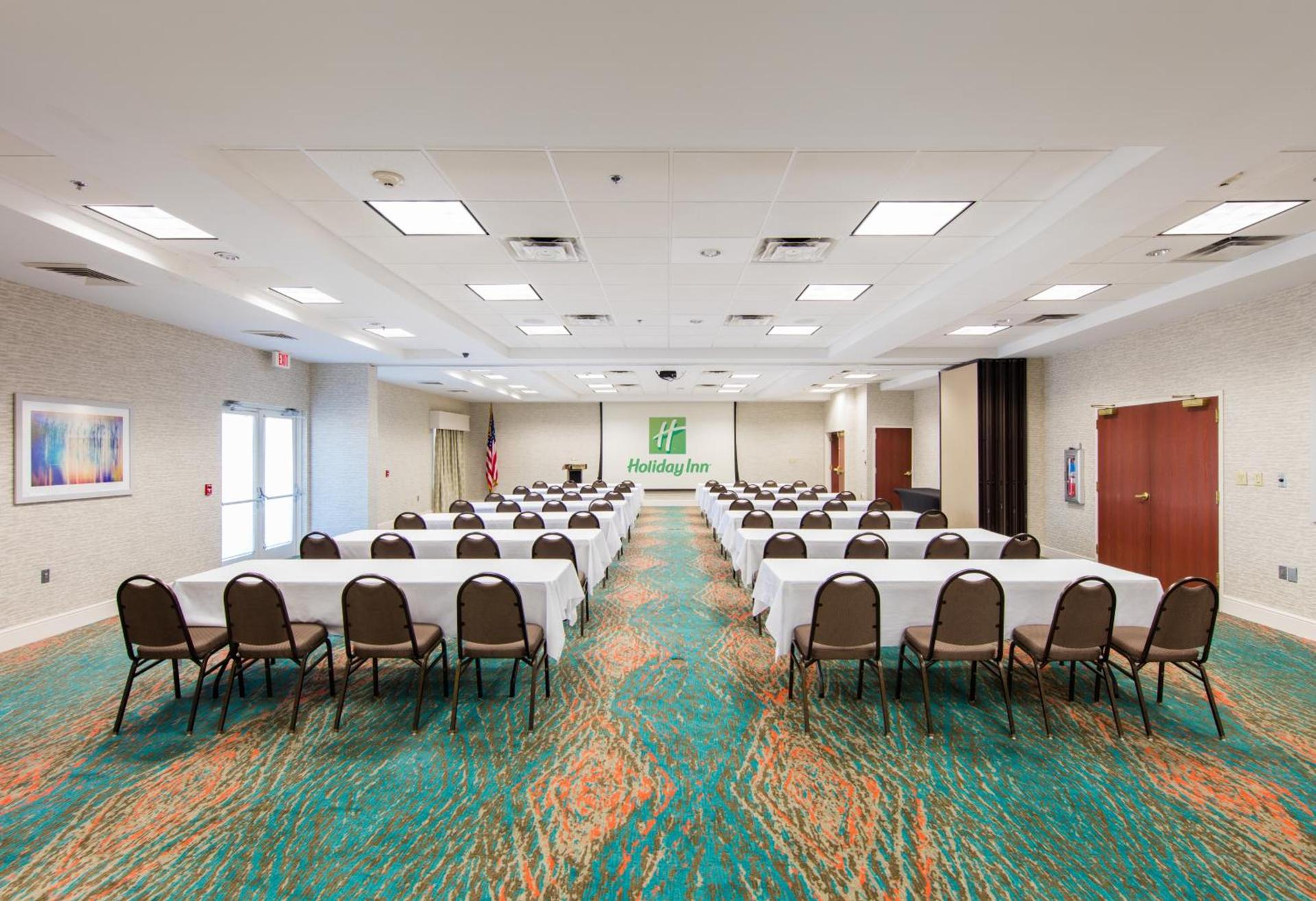 Holiday Inn & Suites Lake City by IHG photo 22