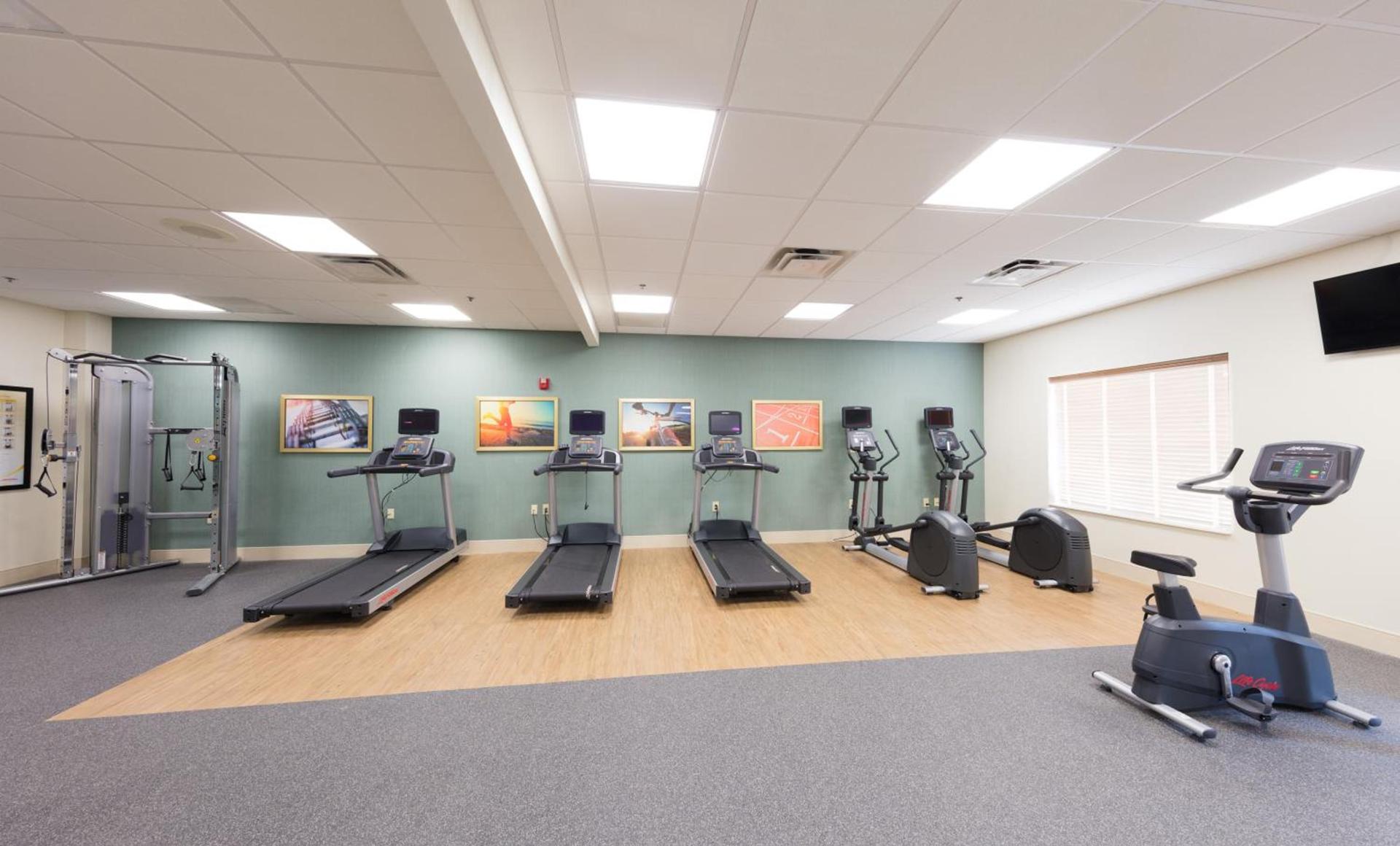 Holiday Inn & Suites Lake City by IHG photo 7