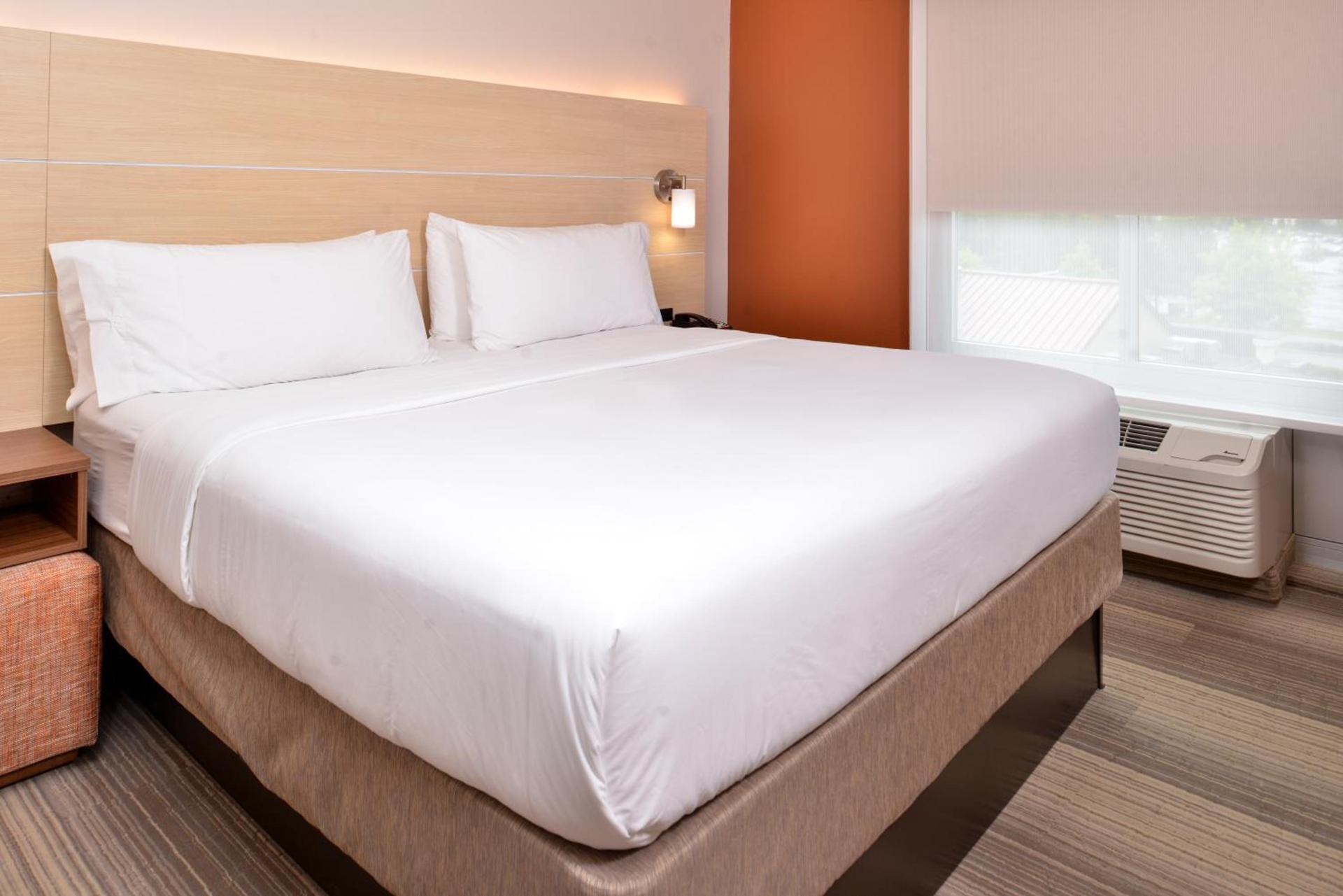 Holiday Inn Express Hotel & Suites Cincinnati - Mason by IHG photo 34