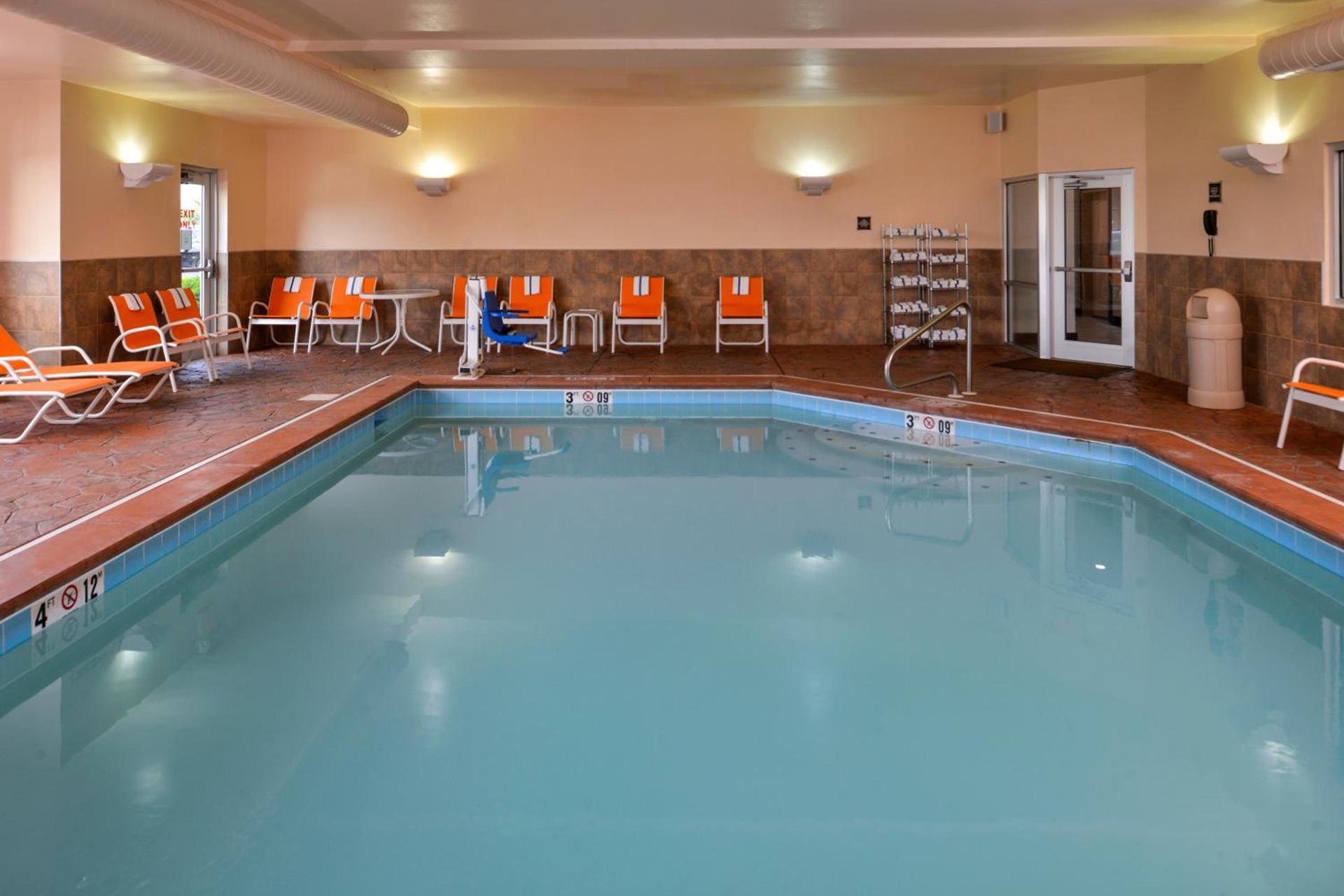 Holiday Inn Express Hotel & Suites Cincinnati - Mason by IHG photo 50