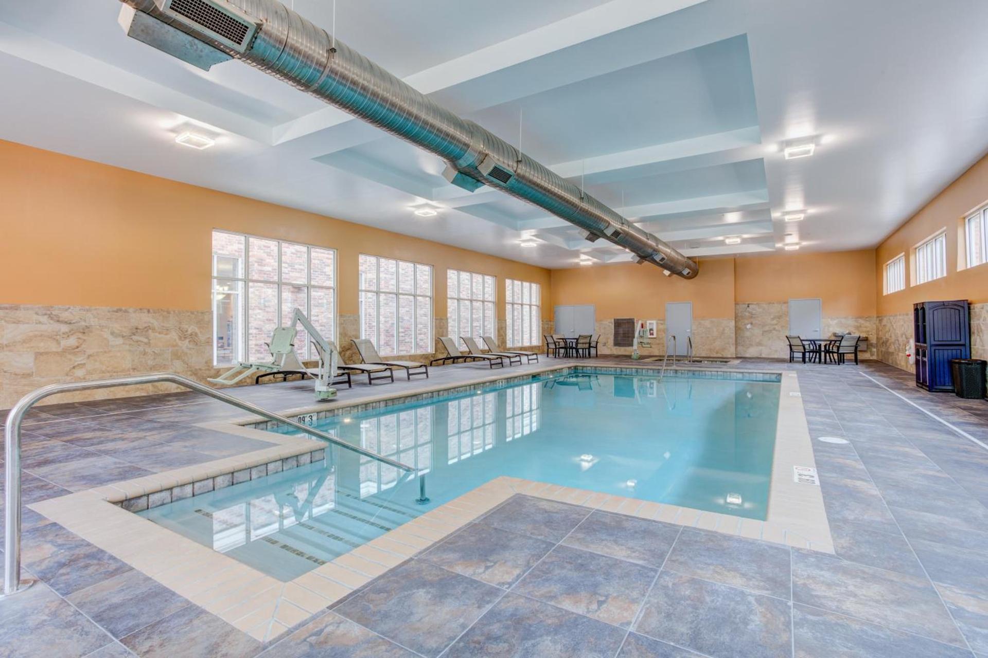 Holiday Inn & Suites Lafayette North by IHG photo 19