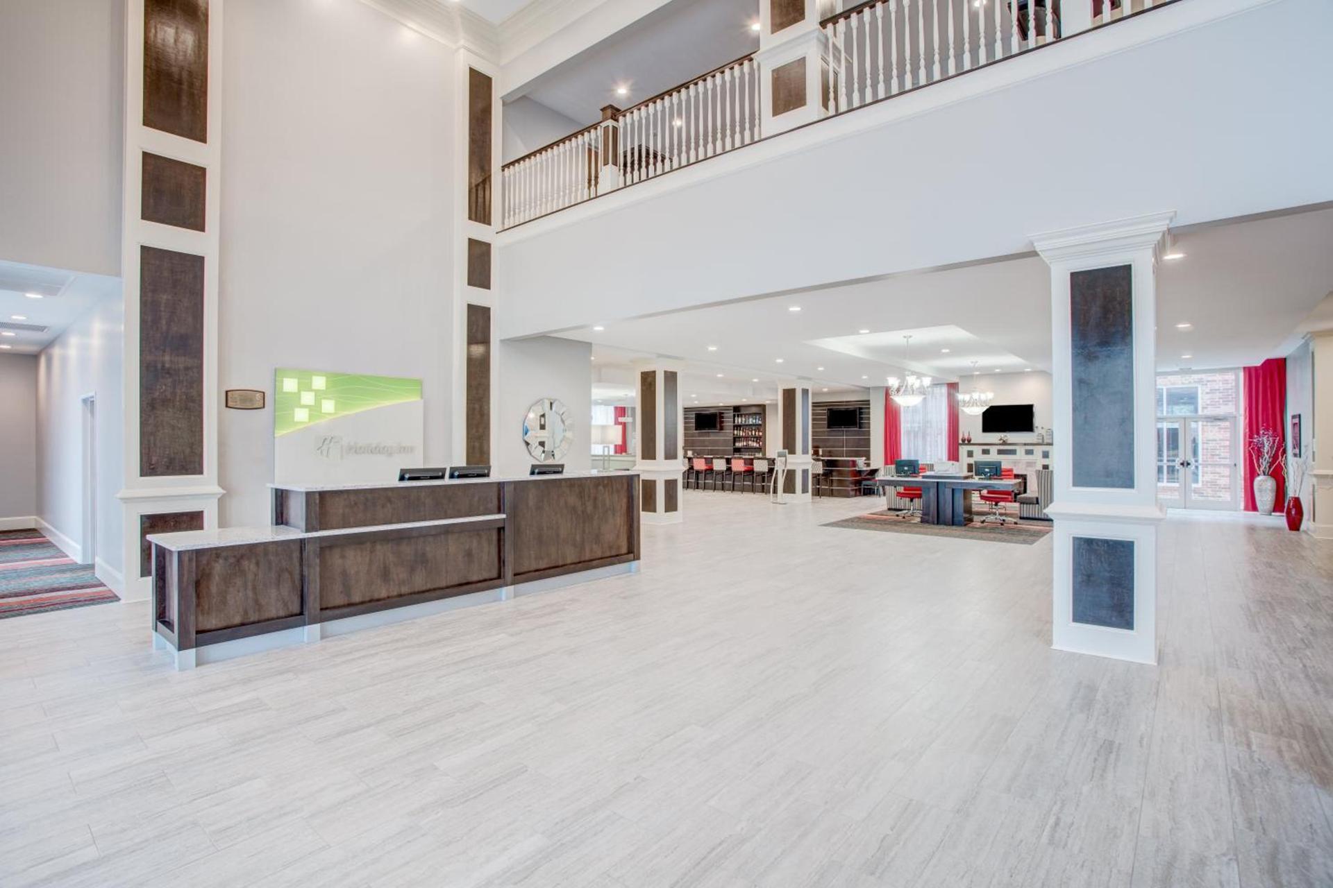 Holiday Inn & Suites Lafayette North by IHG photo 42