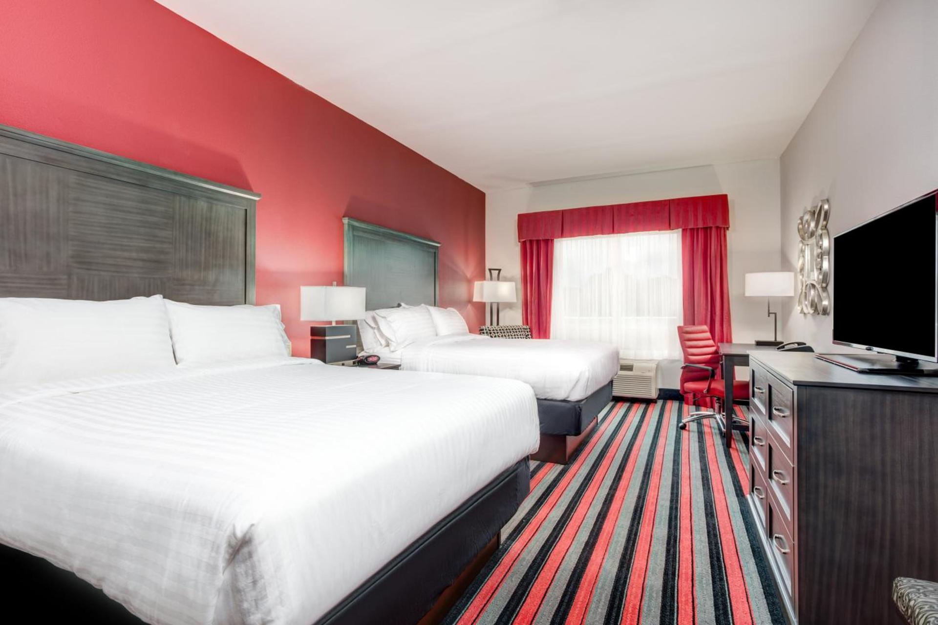 Holiday Inn & Suites Lafayette North by IHG photo 38
