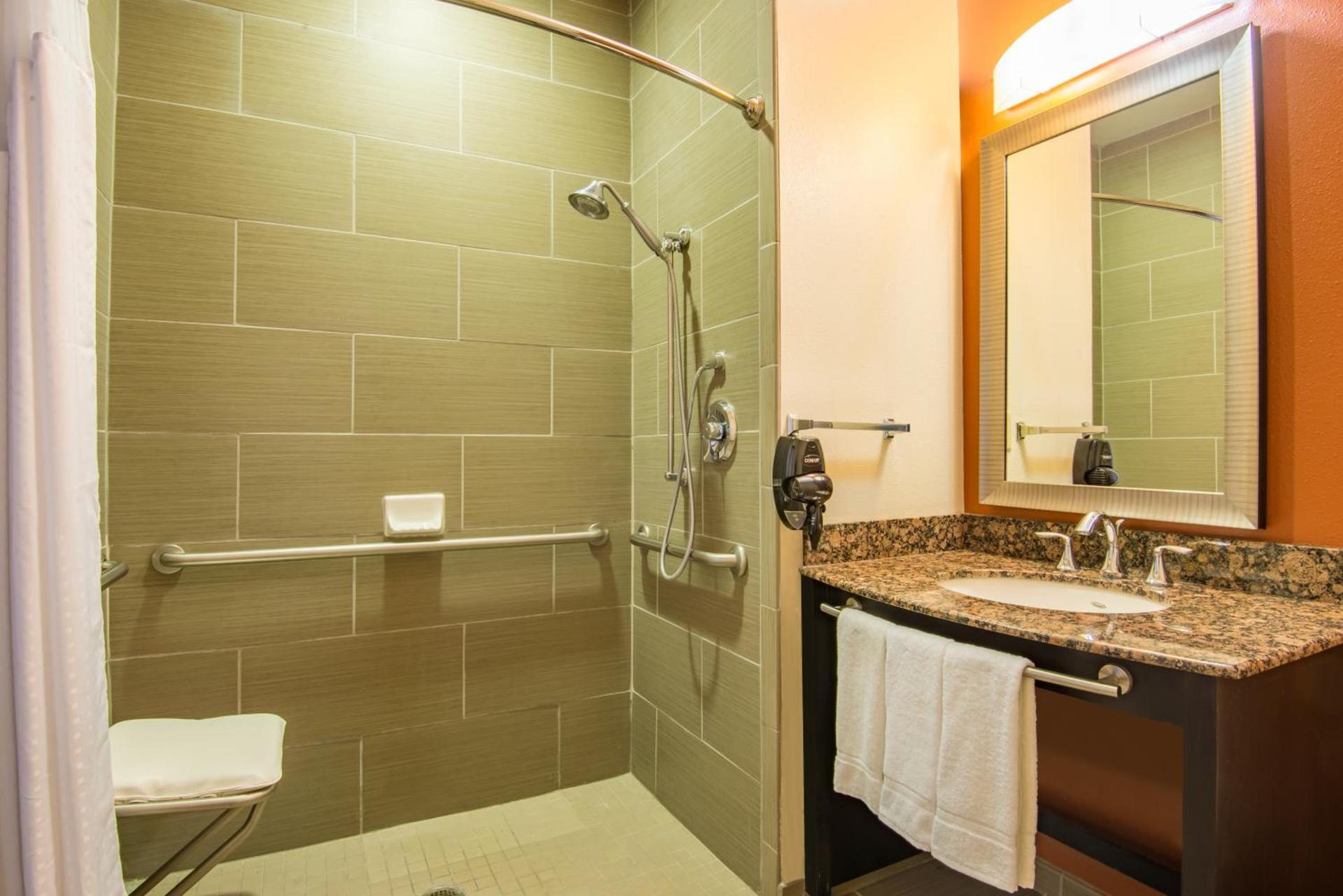 Holiday Inn Express Hotel & Suites Hobbs by IHG photo 15