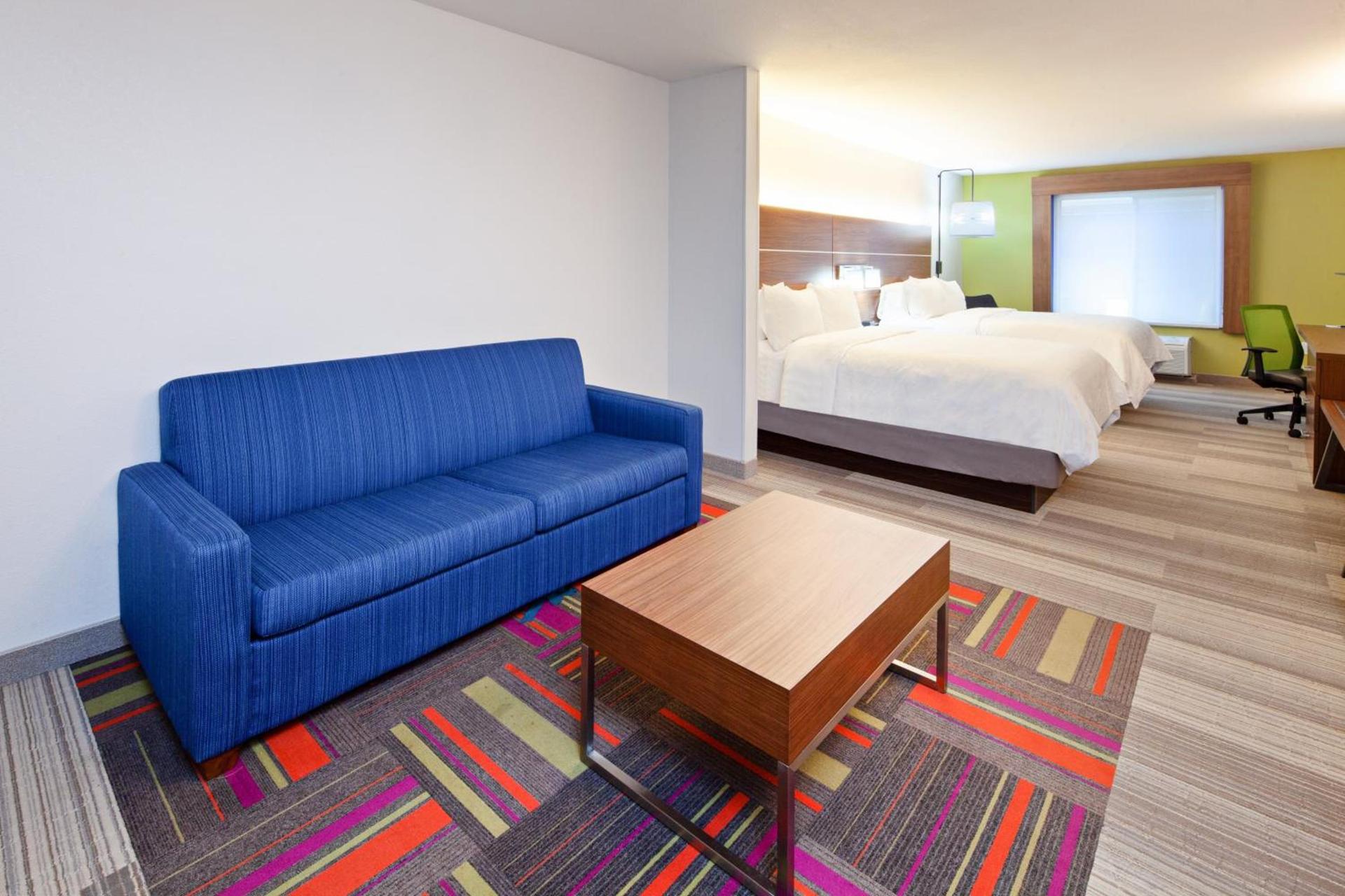 Holiday Inn Express & Suites Clovis Fresno Area by IHG photo 31