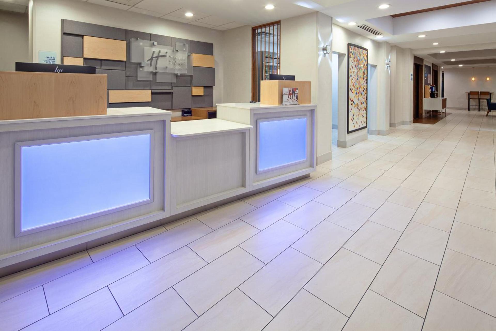 Holiday Inn Express & Suites Clovis Fresno Area by IHG photo 27