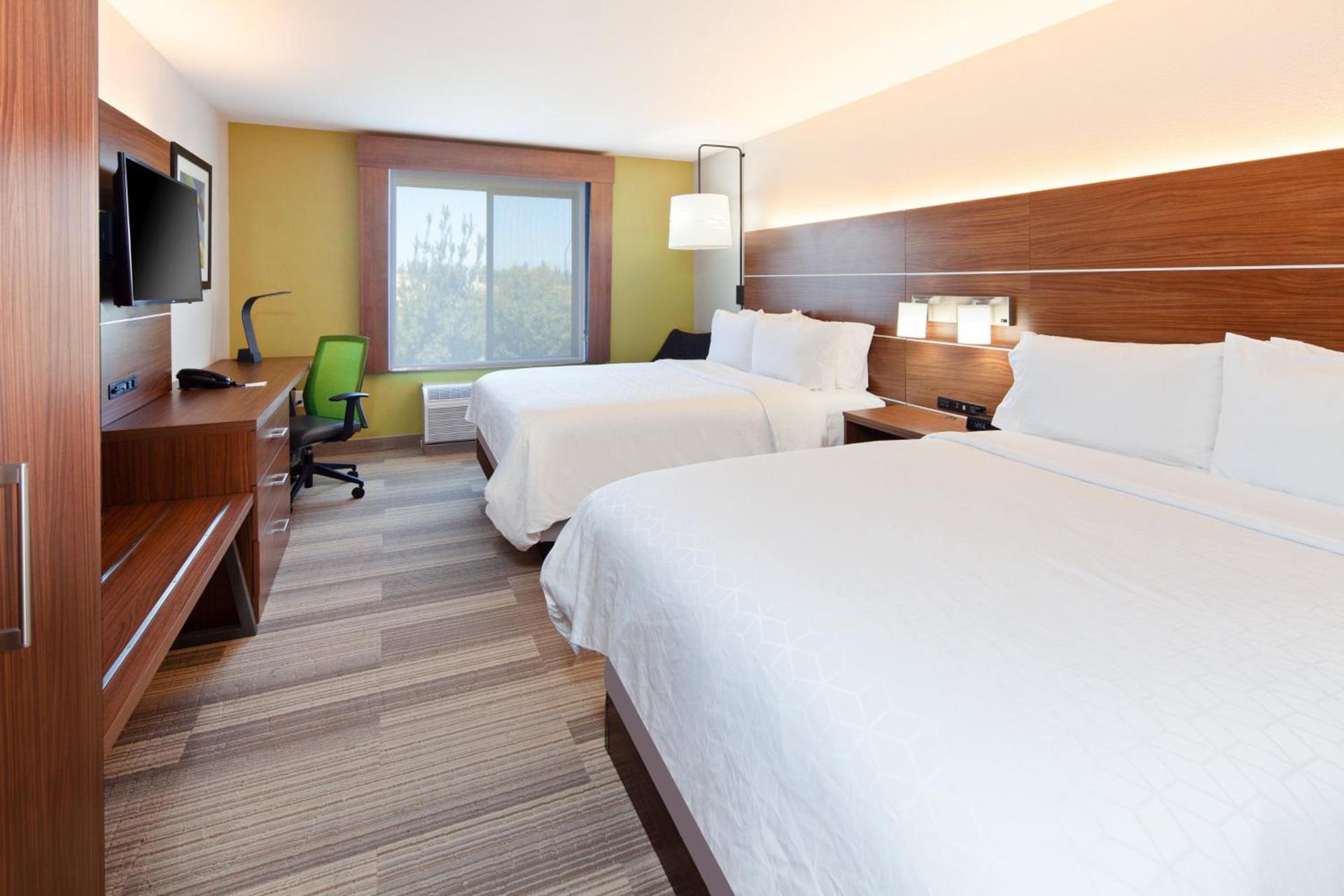 Holiday Inn Express & Suites Clovis Fresno Area by IHG photo 14