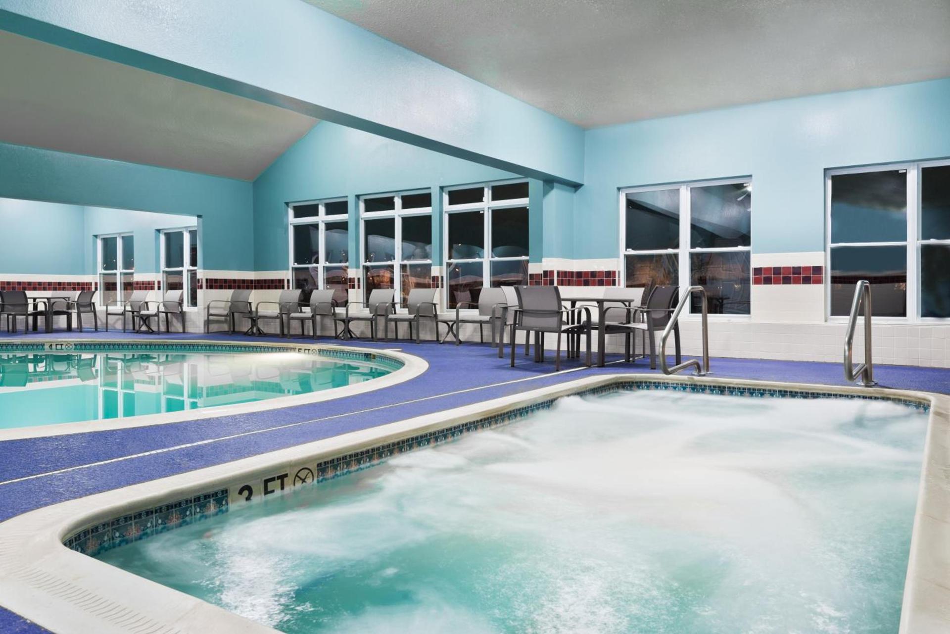 Holiday Inn Express & Suites - Columbus Airport East by IHG photo 37