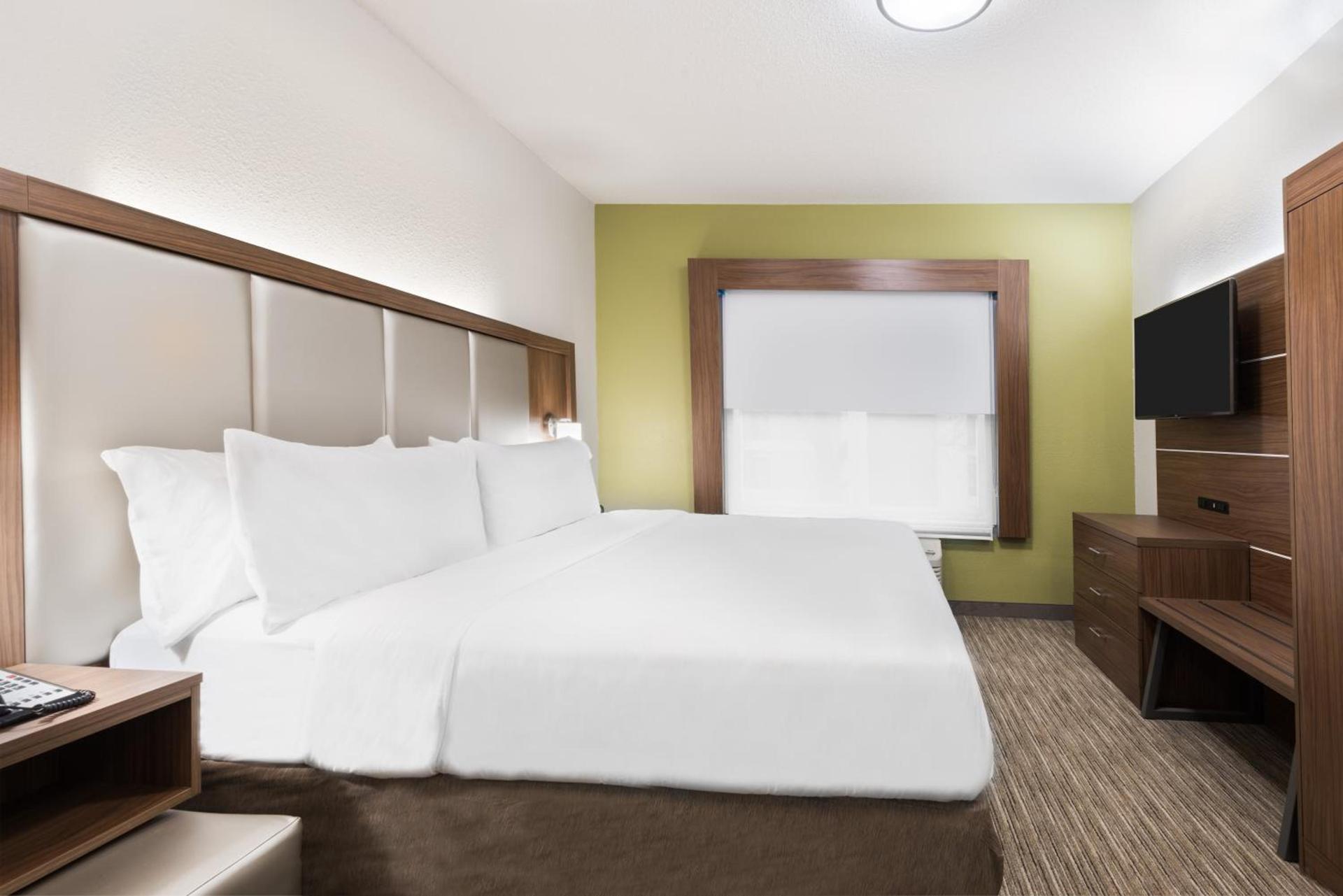 Holiday Inn Express & Suites - Columbus Airport East by IHG photo 20