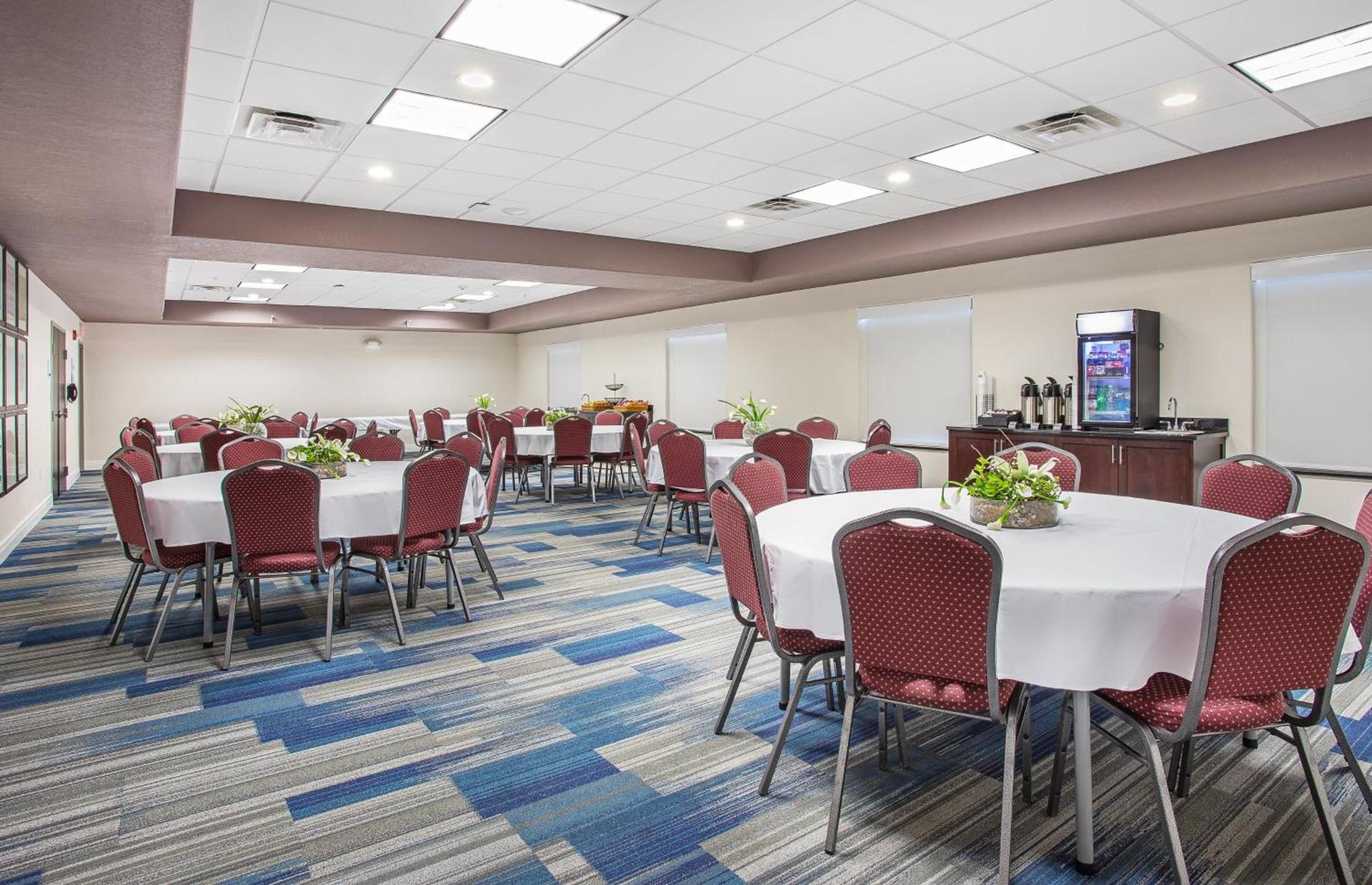 Holiday Inn Express Hotel & Suites Glasgow by IHG photo 17