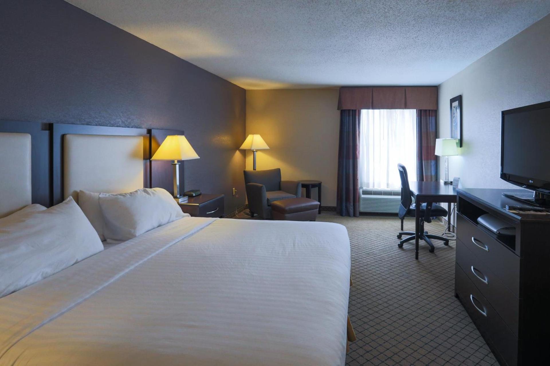 Holiday Inn Express Hotel & Suites Blythewood by IHG photo 23