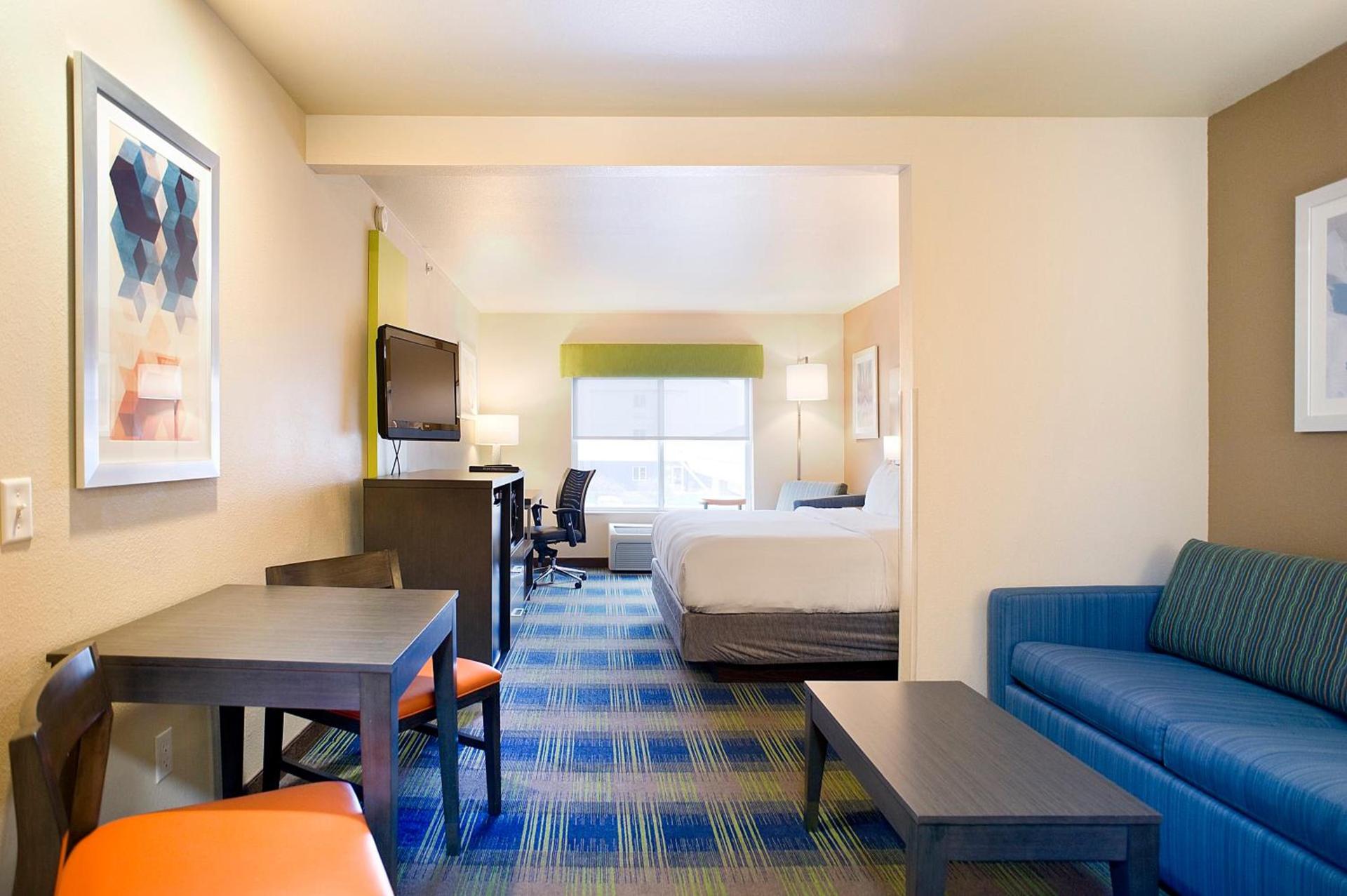 Garner Hotel Brookings by IHG photo 32